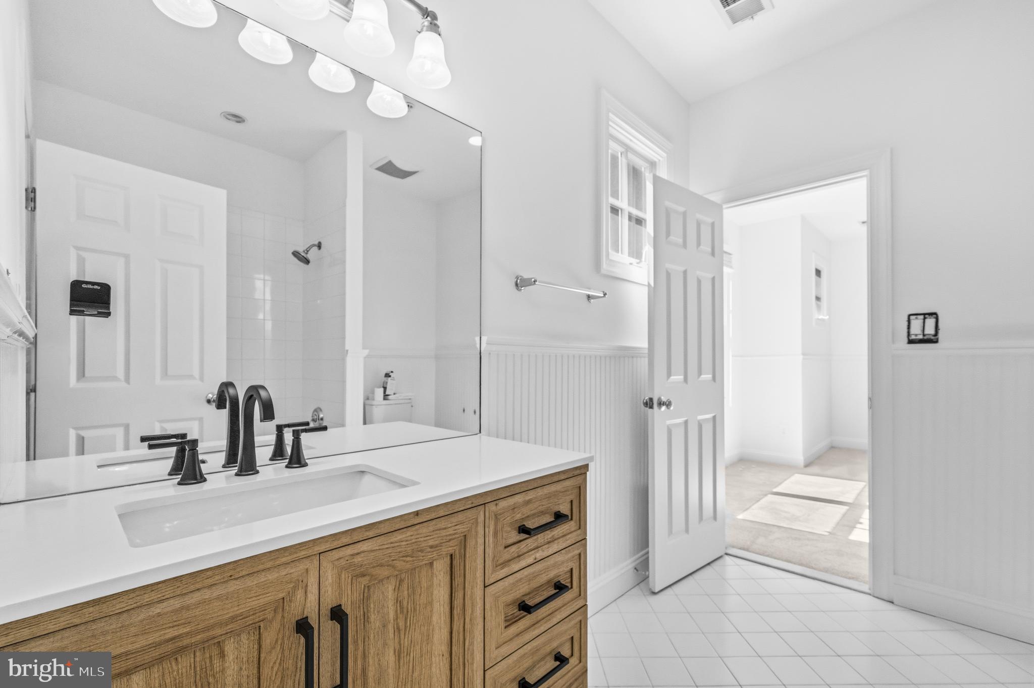 MAPLEWOOD MANOR - Residential