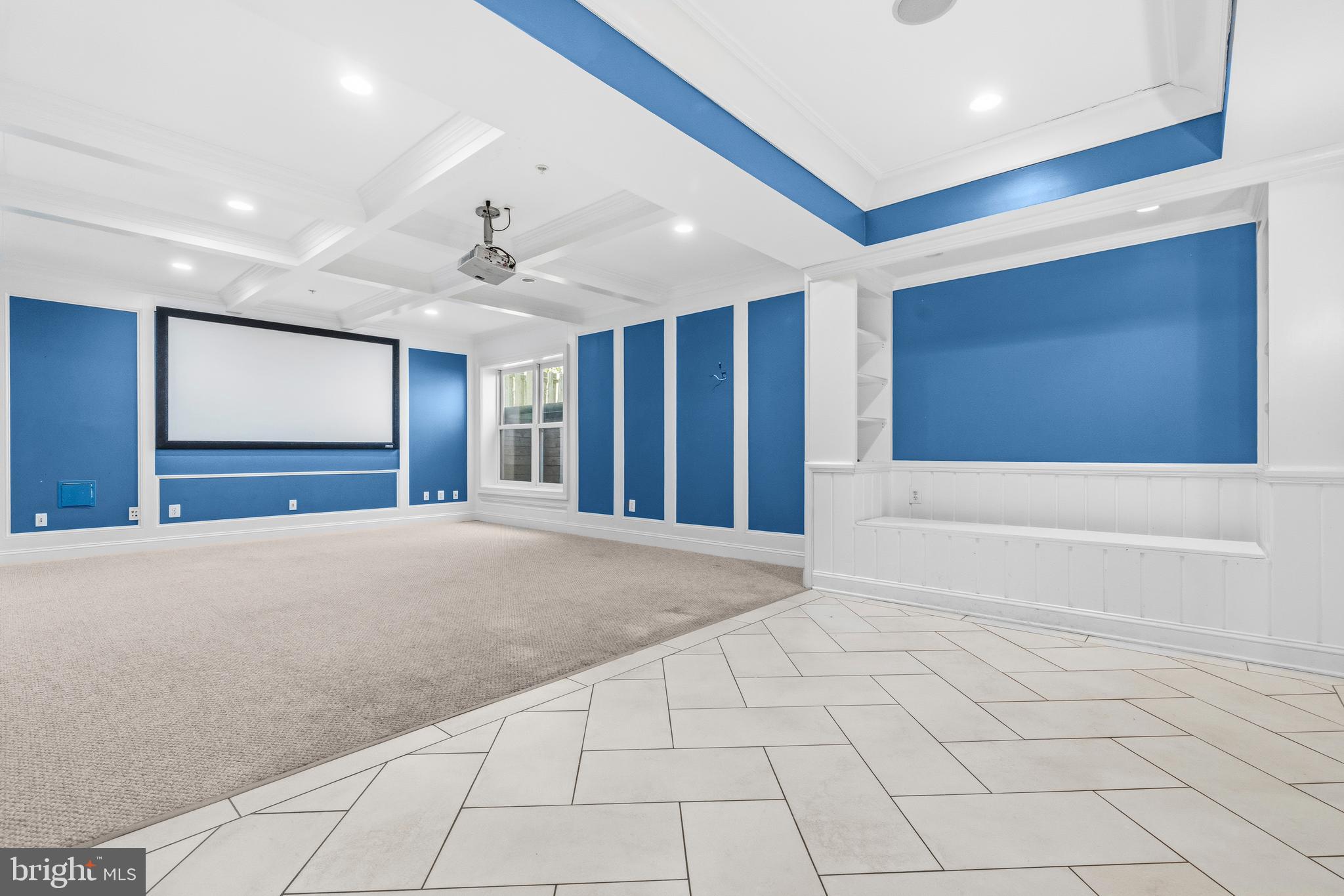 MAPLEWOOD MANOR - Residential