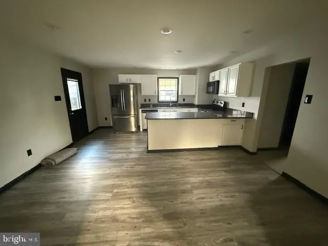 Southampton, New Jersey 08088, United States, 5 Bedrooms Bedrooms, ,2 BathroomsBathrooms,Residential,Active,30360