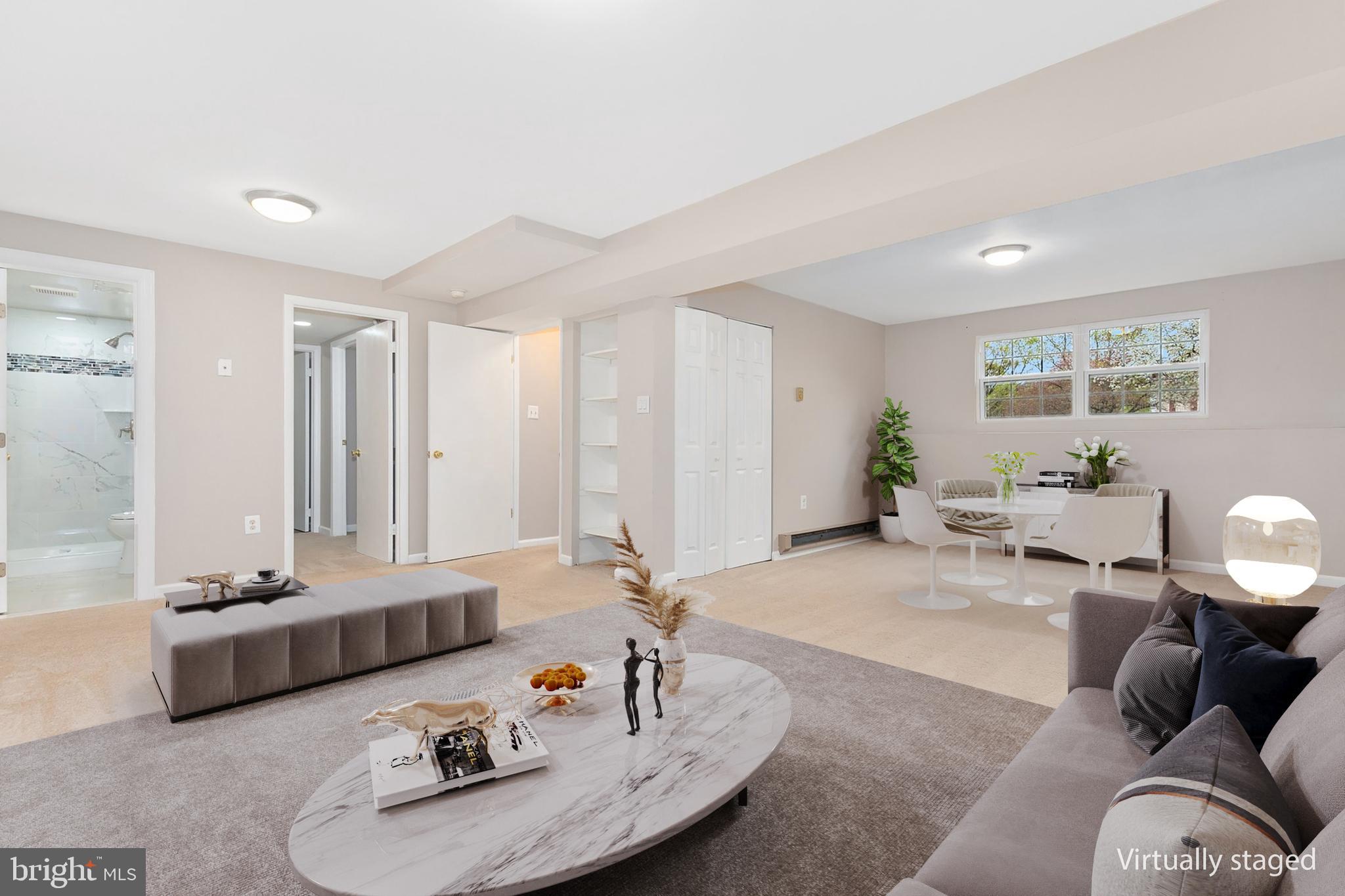 FLOWER HILL - Residential