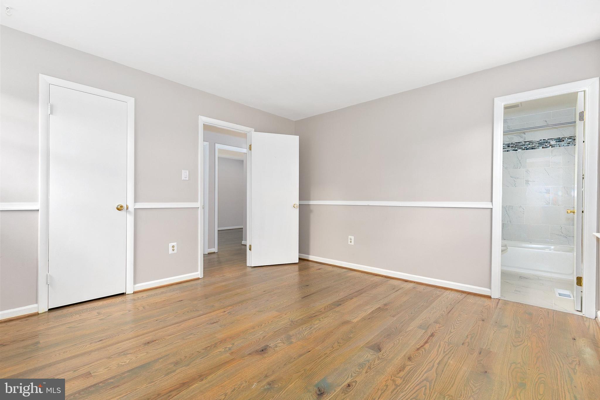 FLOWER HILL - Residential