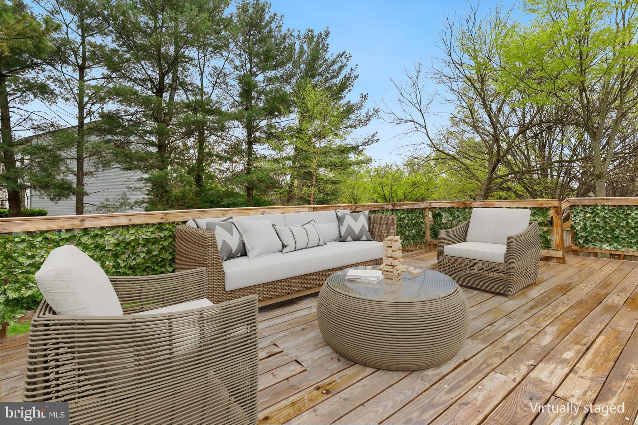 FLOWER HILL - Residential