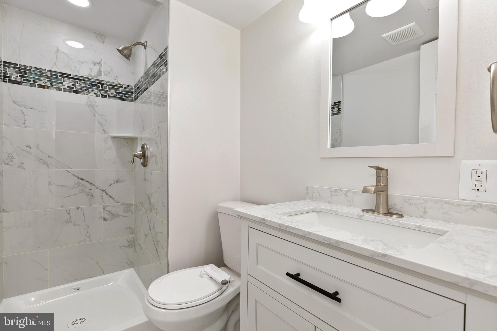 FLOWER HILL - Residential