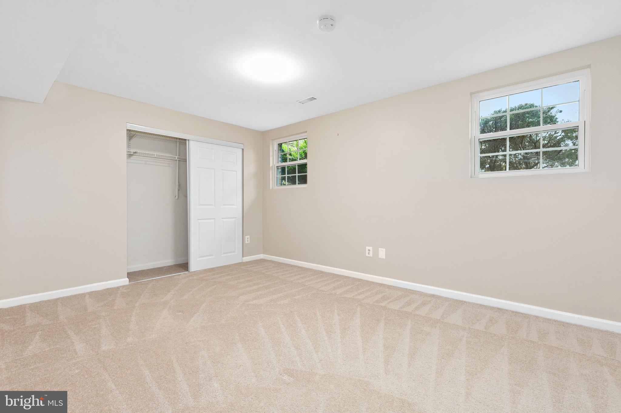 FLOWER HILL - Residential