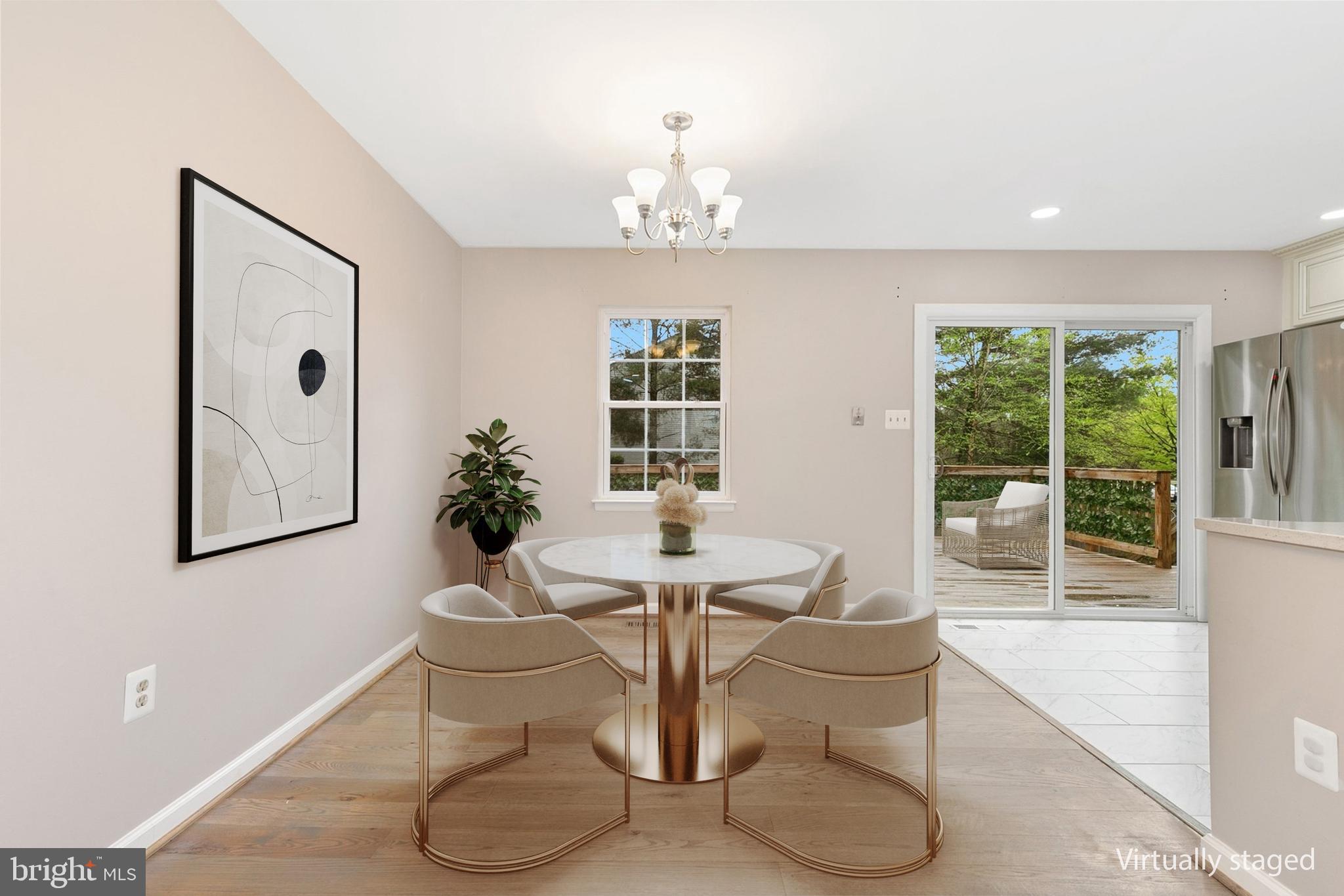 FLOWER HILL - Residential