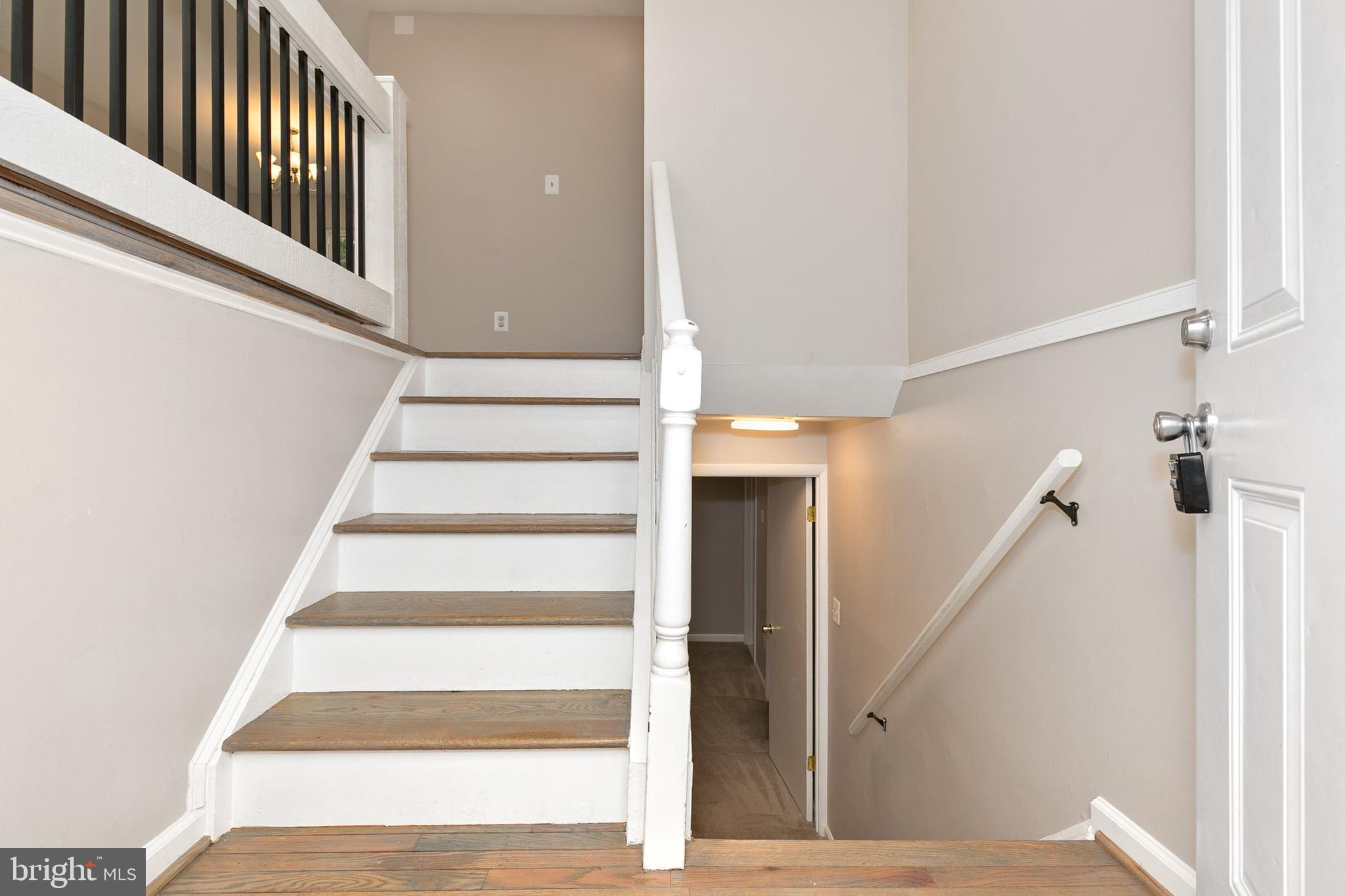 FLOWER HILL - Residential