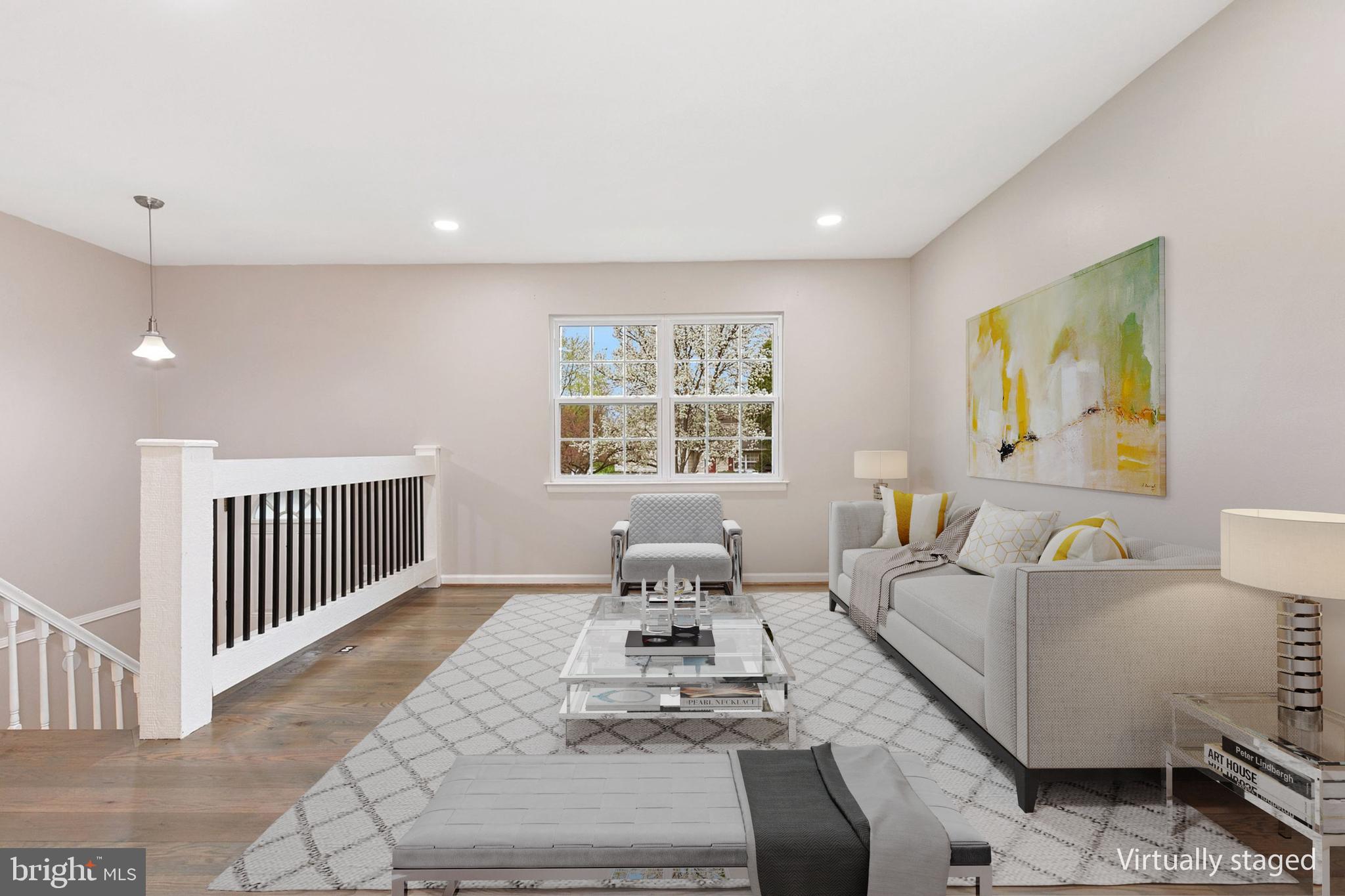 FLOWER HILL - Residential