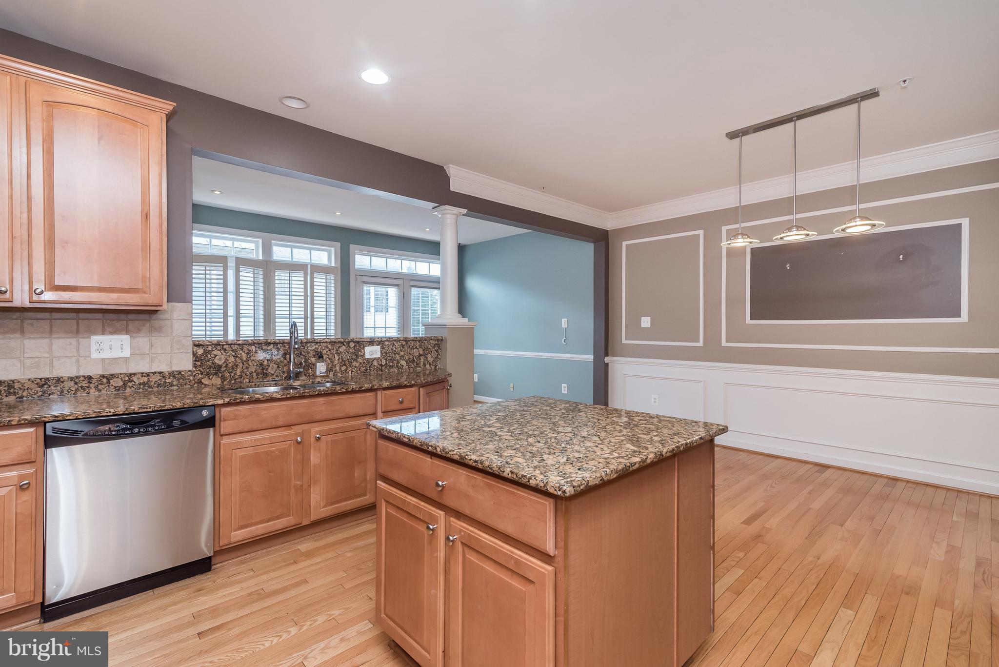 MAPLE RIDGE - Residential