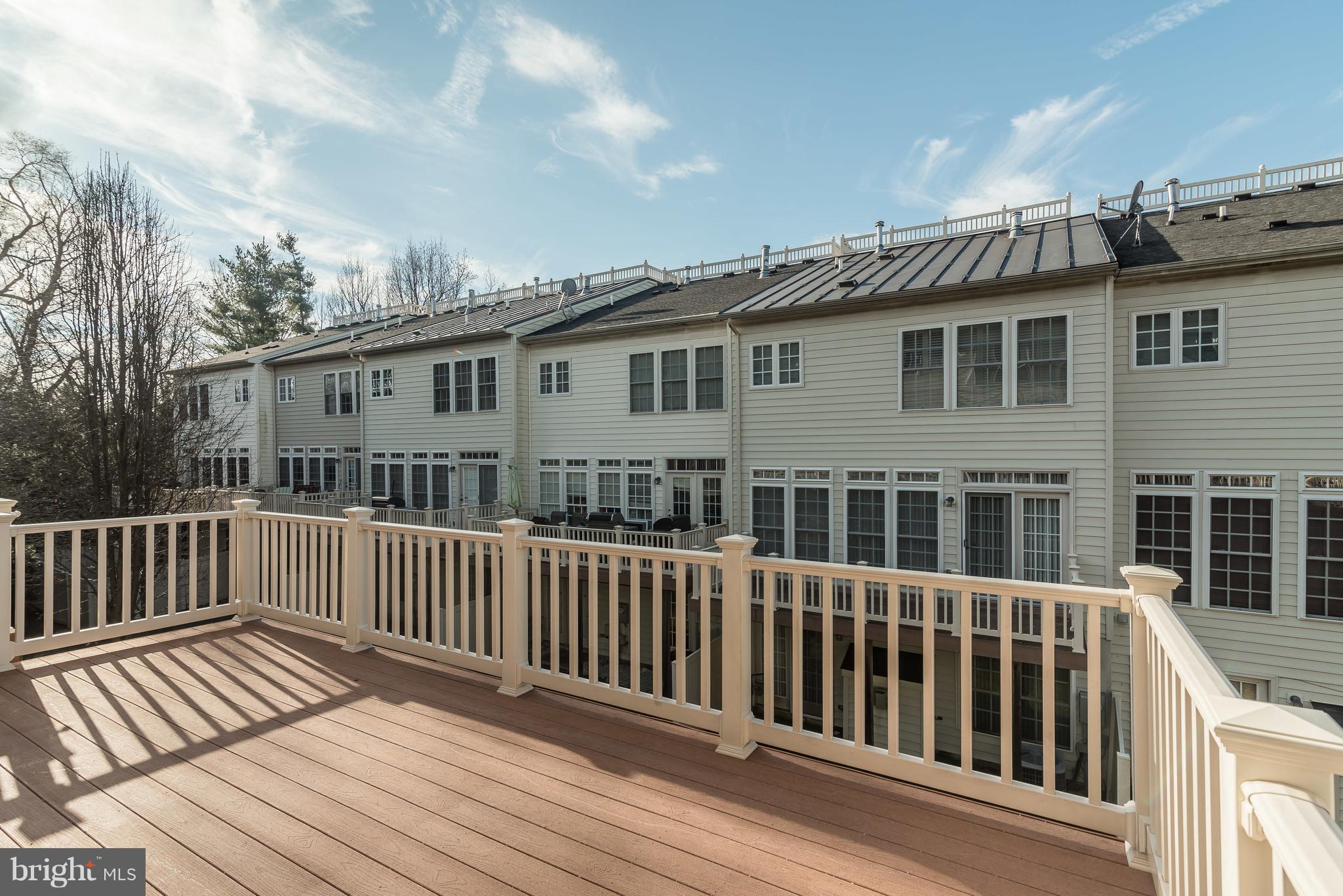 MAPLE RIDGE - Residential