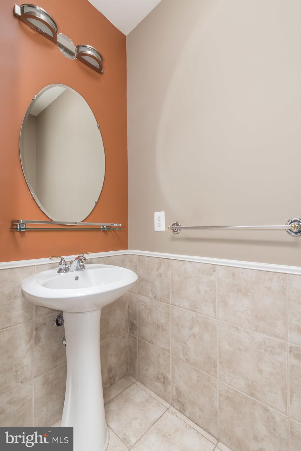 MAPLE RIDGE - Residential