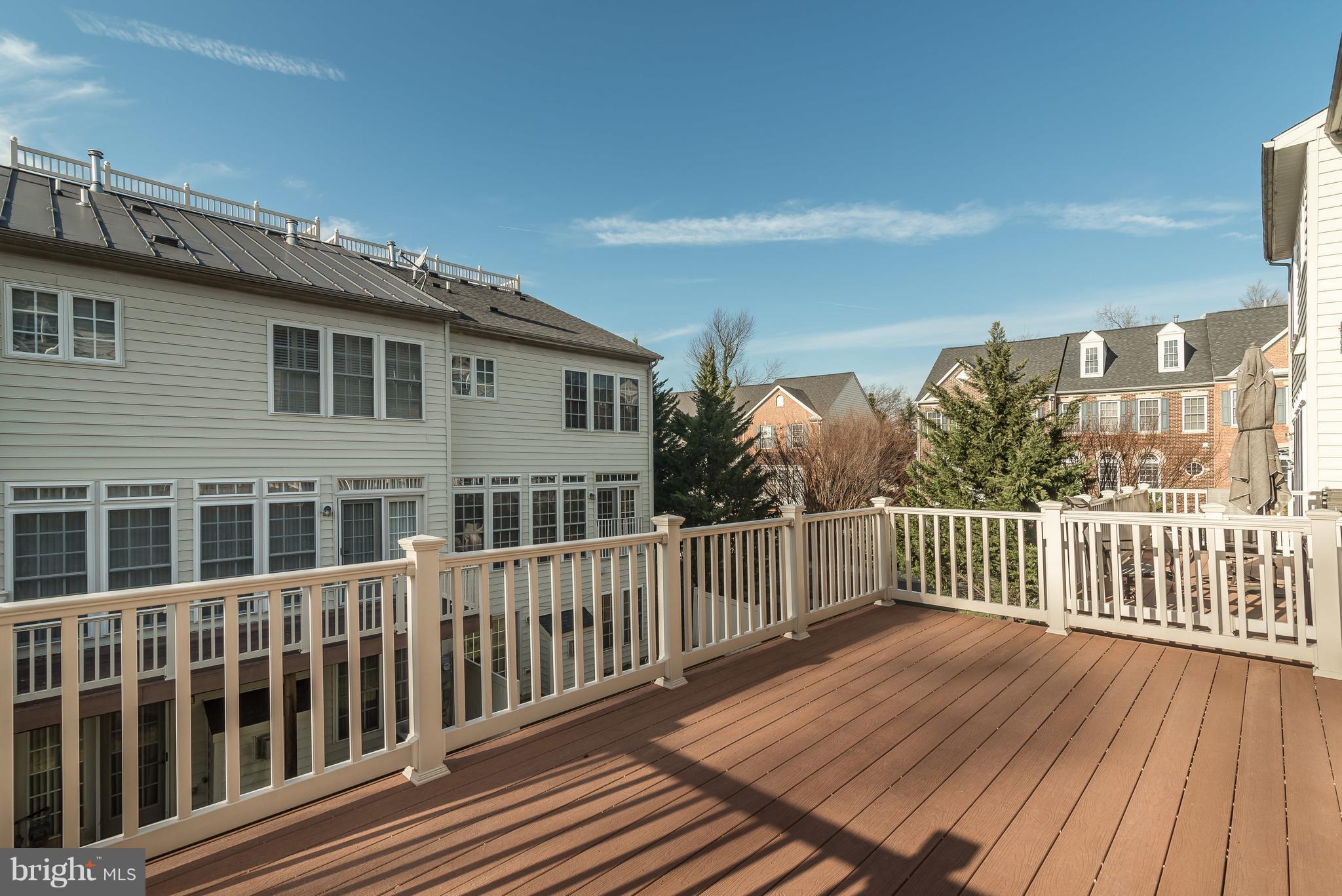 MAPLE RIDGE - Residential