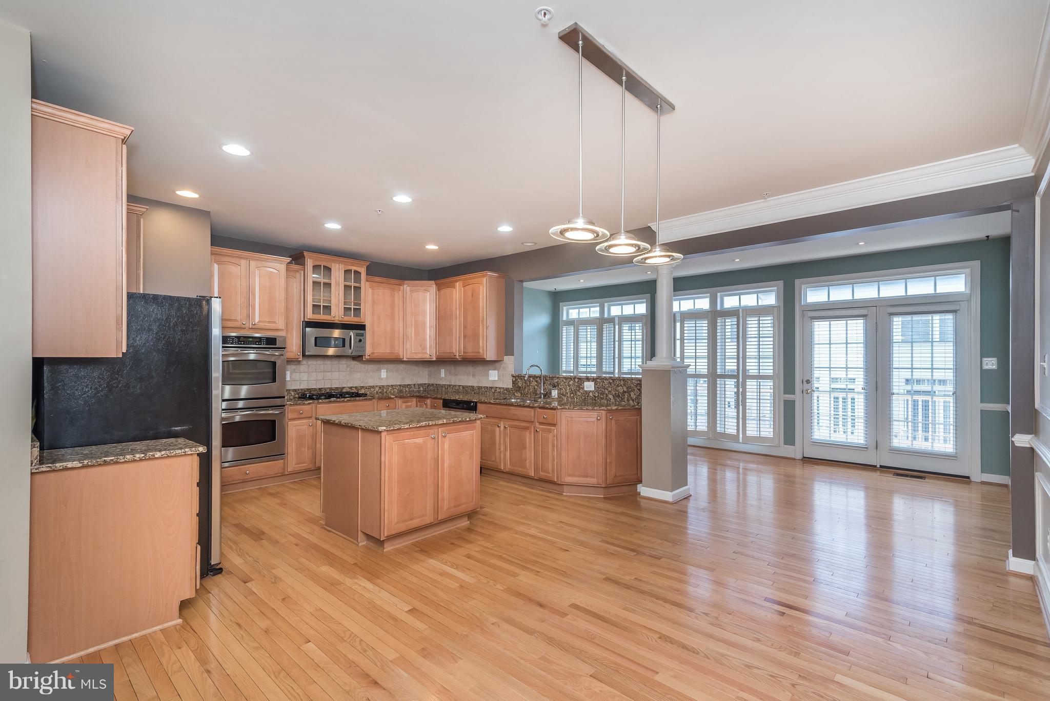 MAPLE RIDGE - Residential