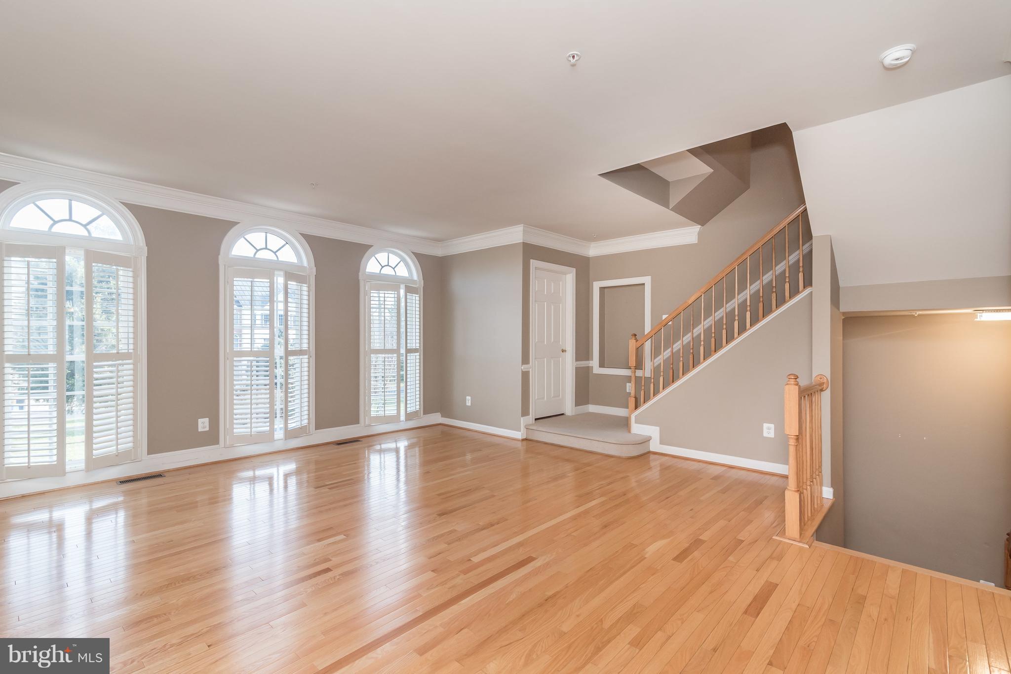 MAPLE RIDGE - Residential