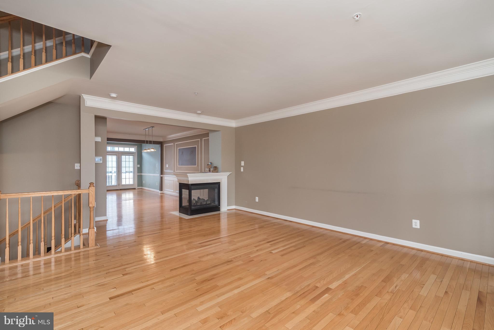 MAPLE RIDGE - Residential