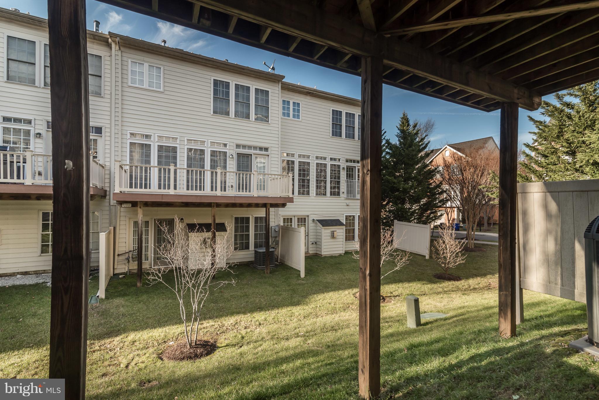 MAPLE RIDGE - Residential