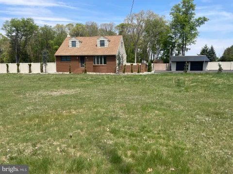 MLS: NJCD2127272