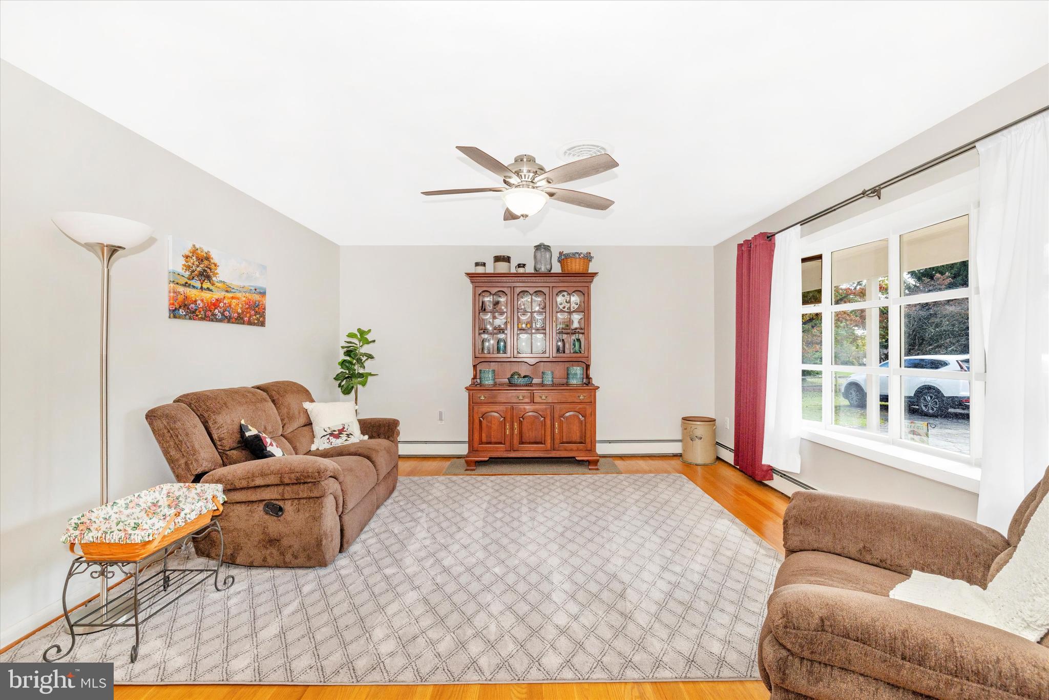 WEST HILLS - Residential