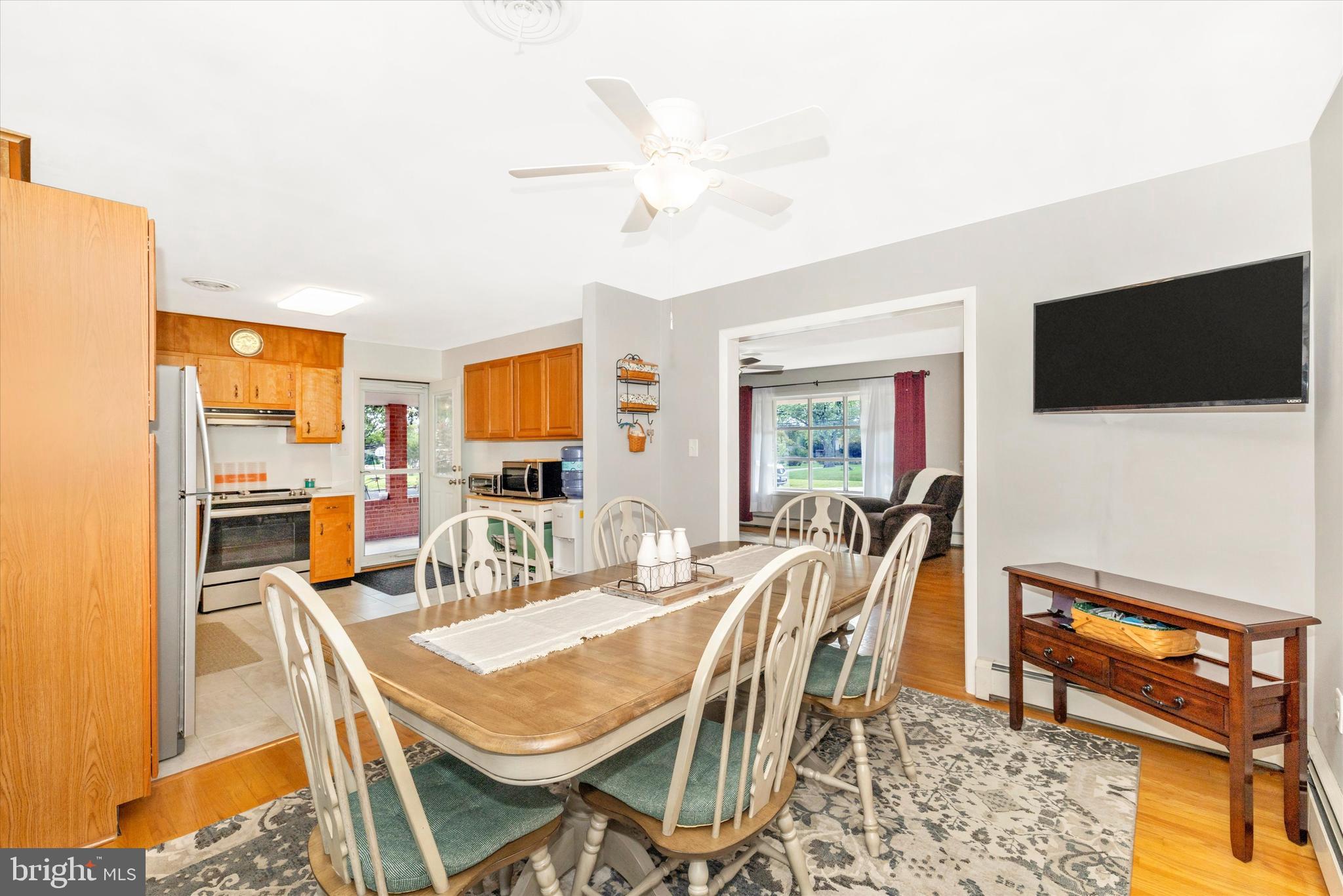 WEST HILLS - Residential