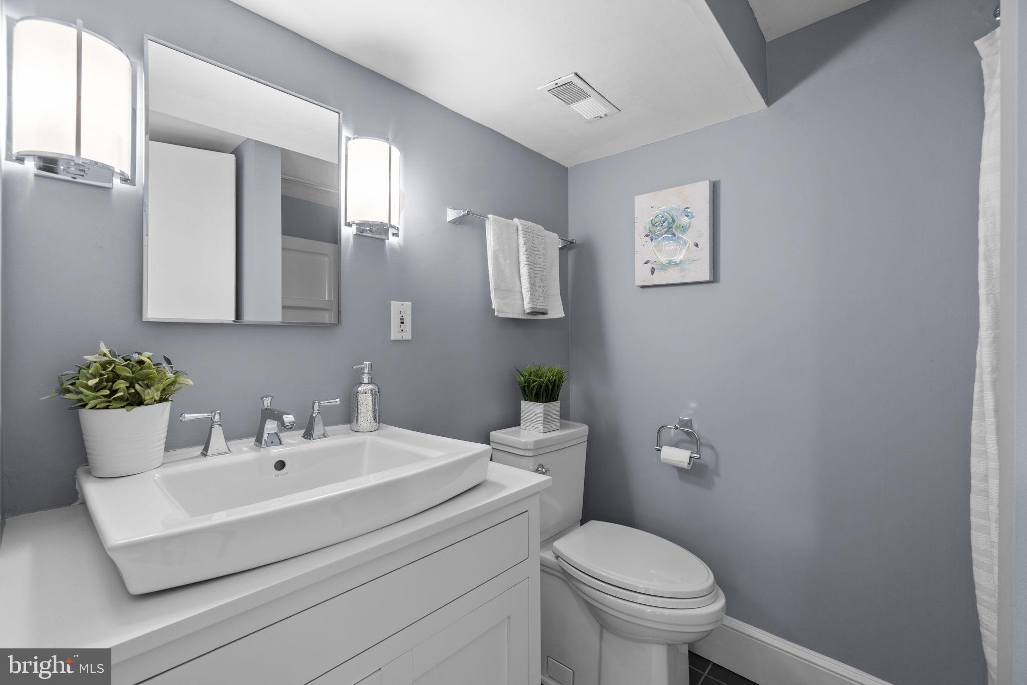 CHEVY CHASE GARDENS - Residential