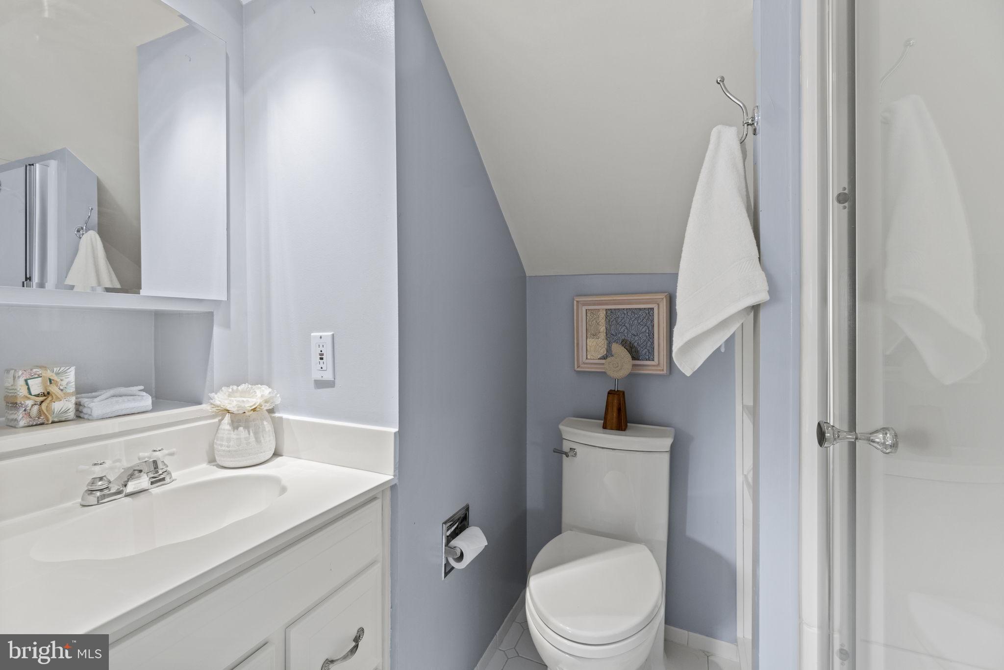 CHEVY CHASE GARDENS - Residential