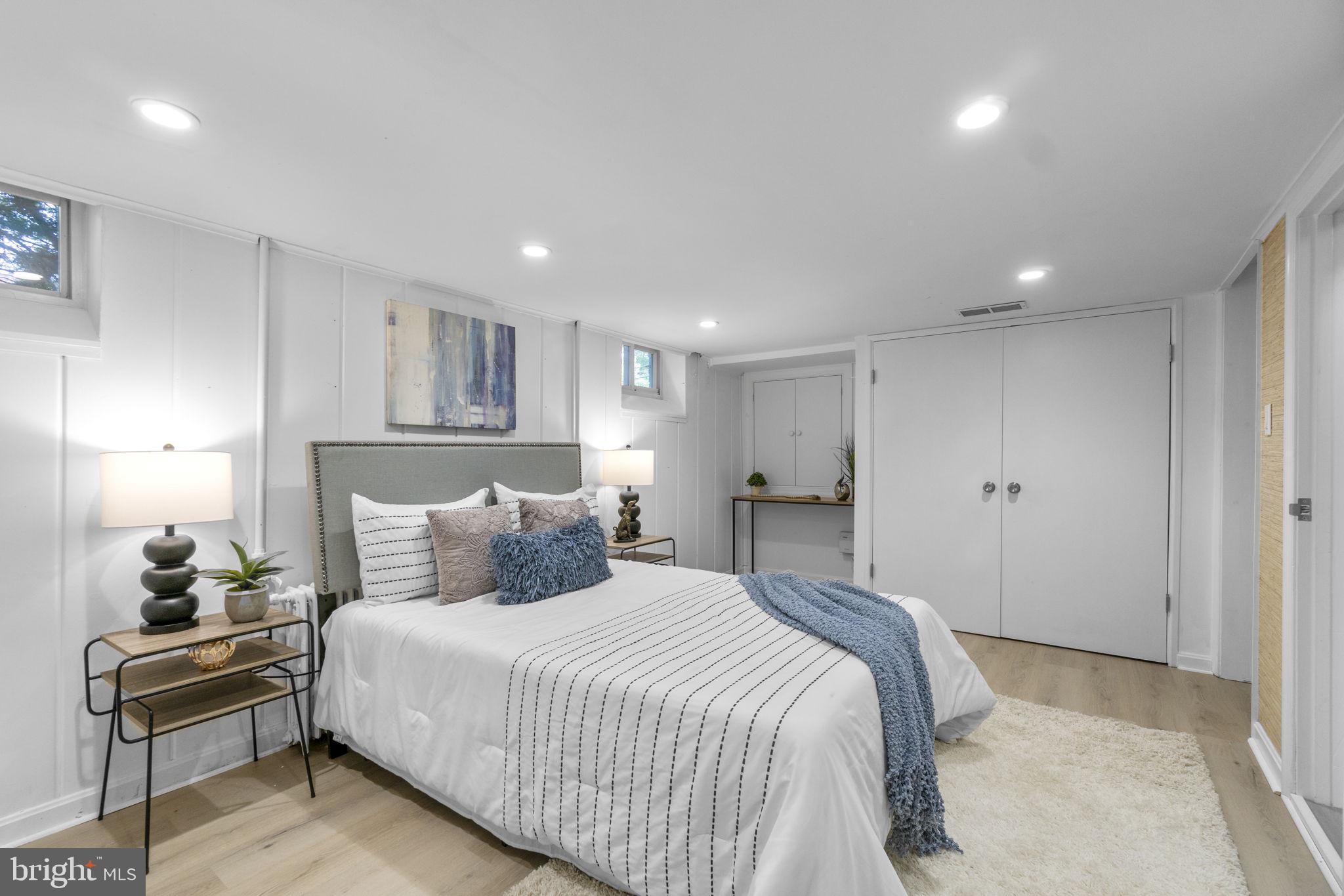 CHEVY CHASE GARDENS - Residential