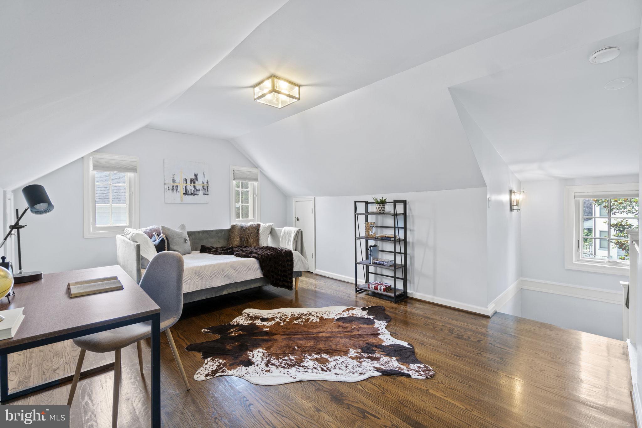 CHEVY CHASE GARDENS - Residential