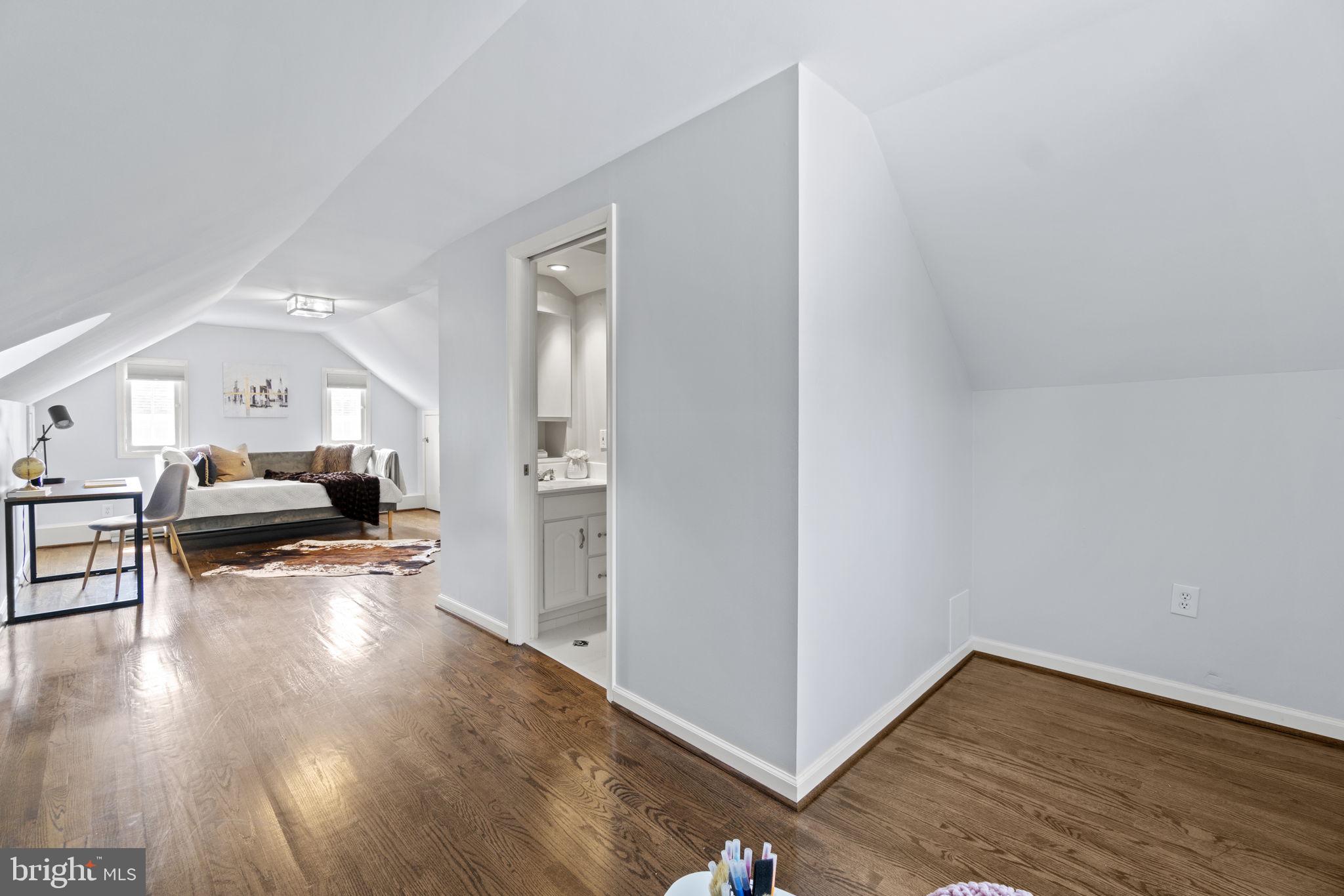 CHEVY CHASE GARDENS - Residential