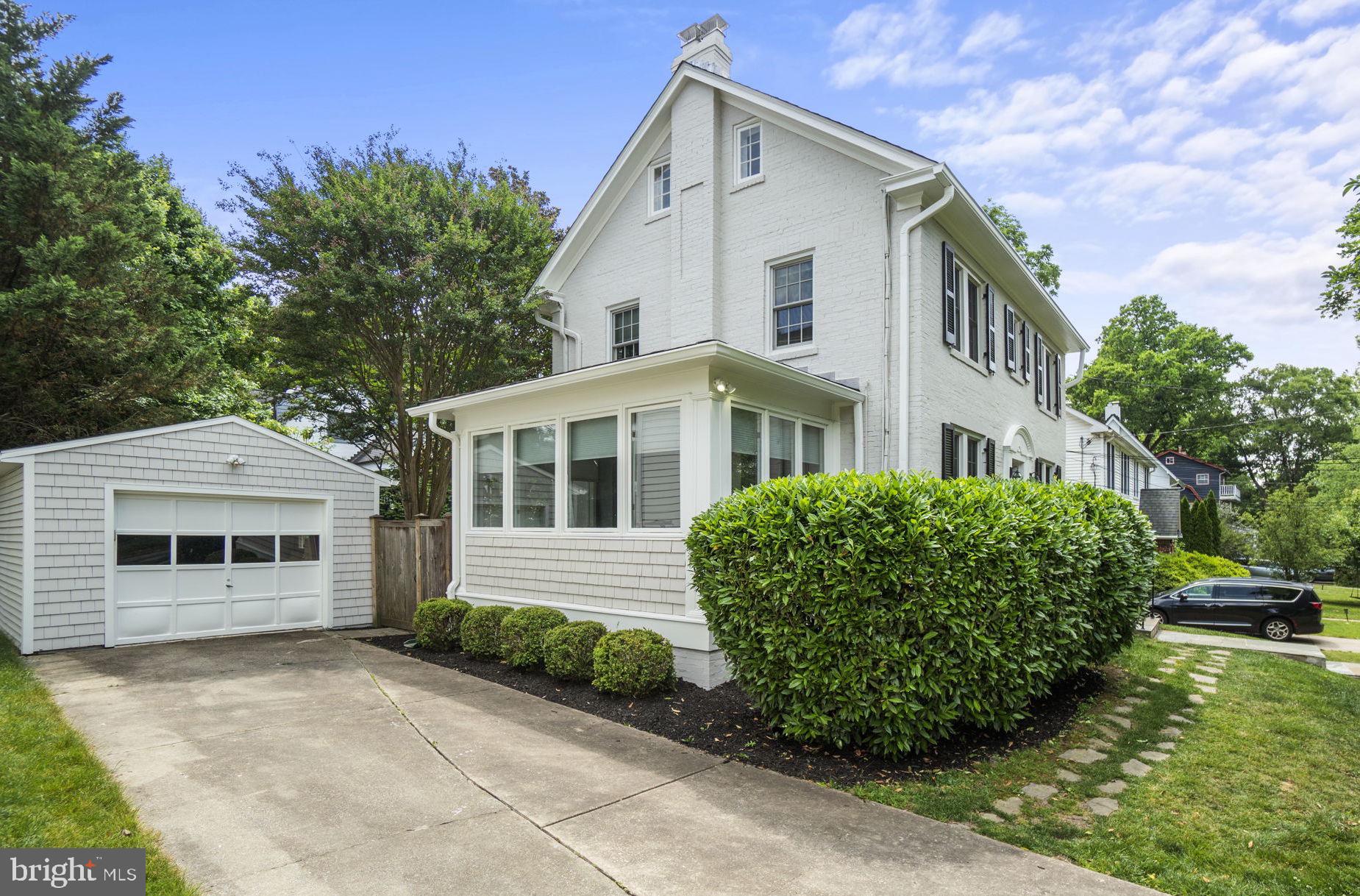 CHEVY CHASE GARDENS - Residential