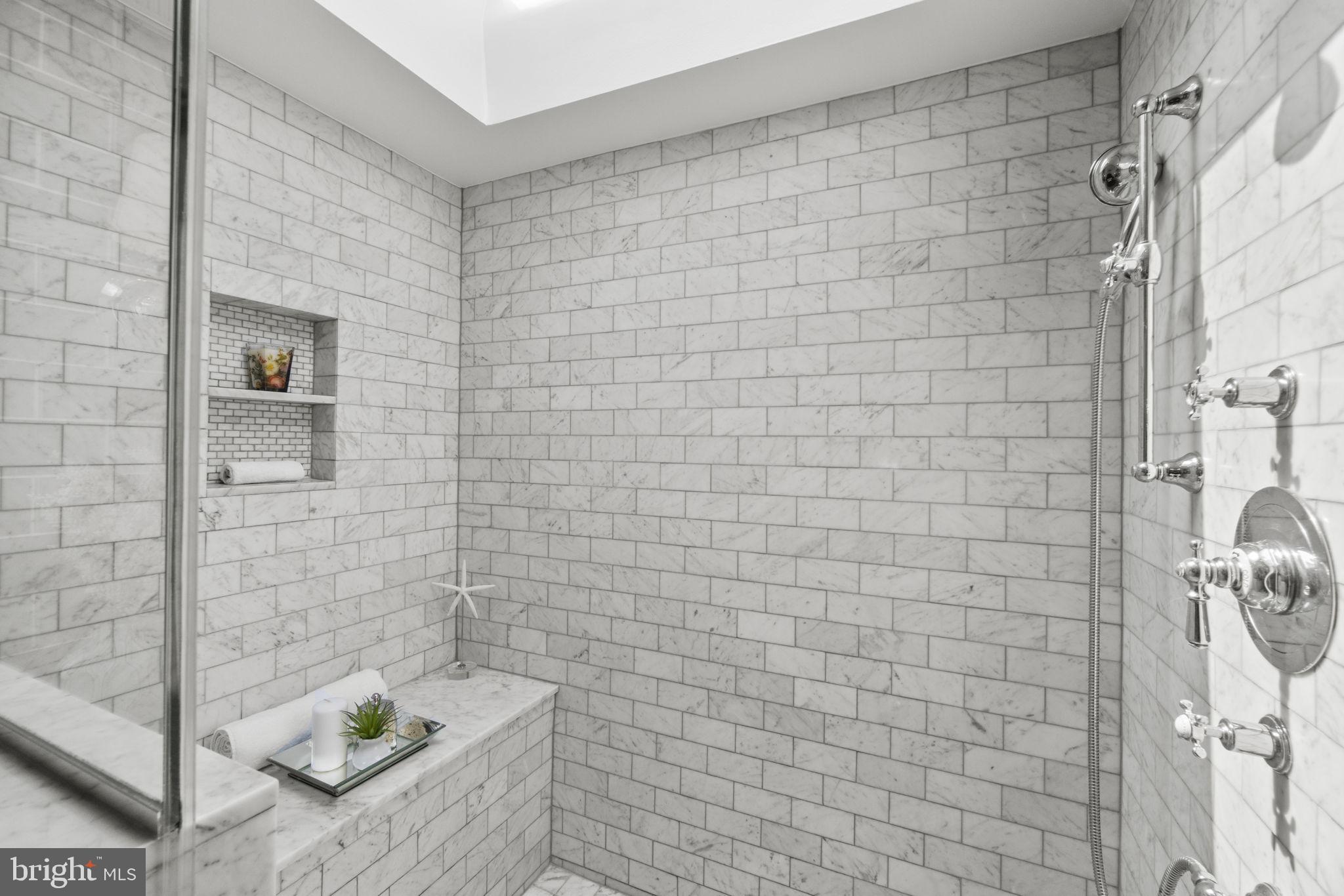 CHEVY CHASE GARDENS - Residential