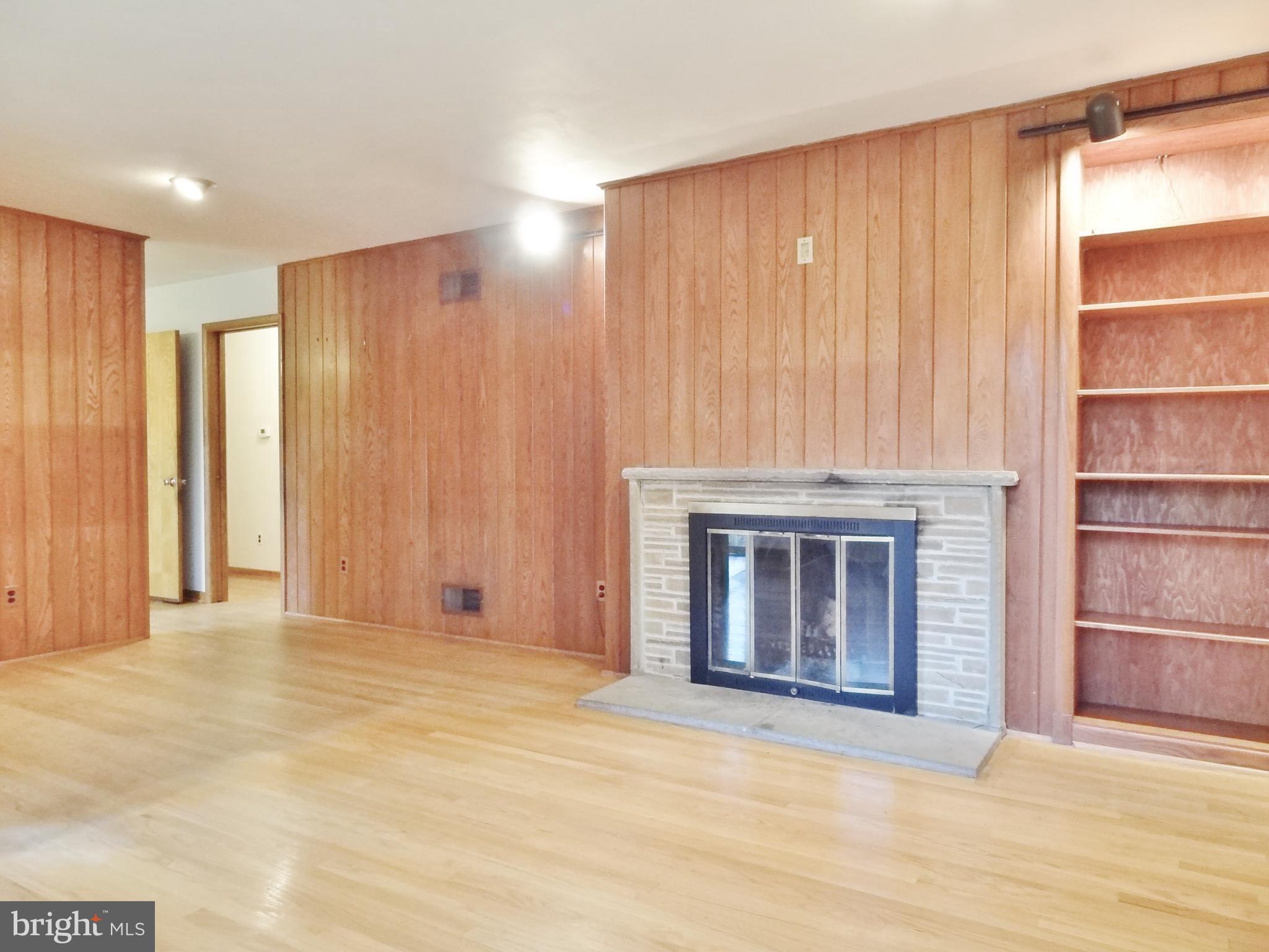 LAKESIDE - Residential