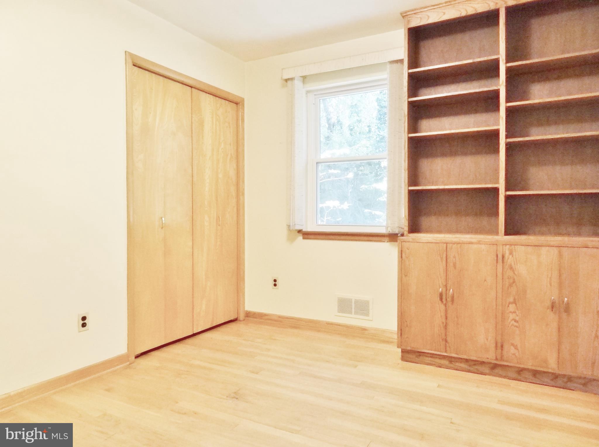 LAKESIDE - Residential