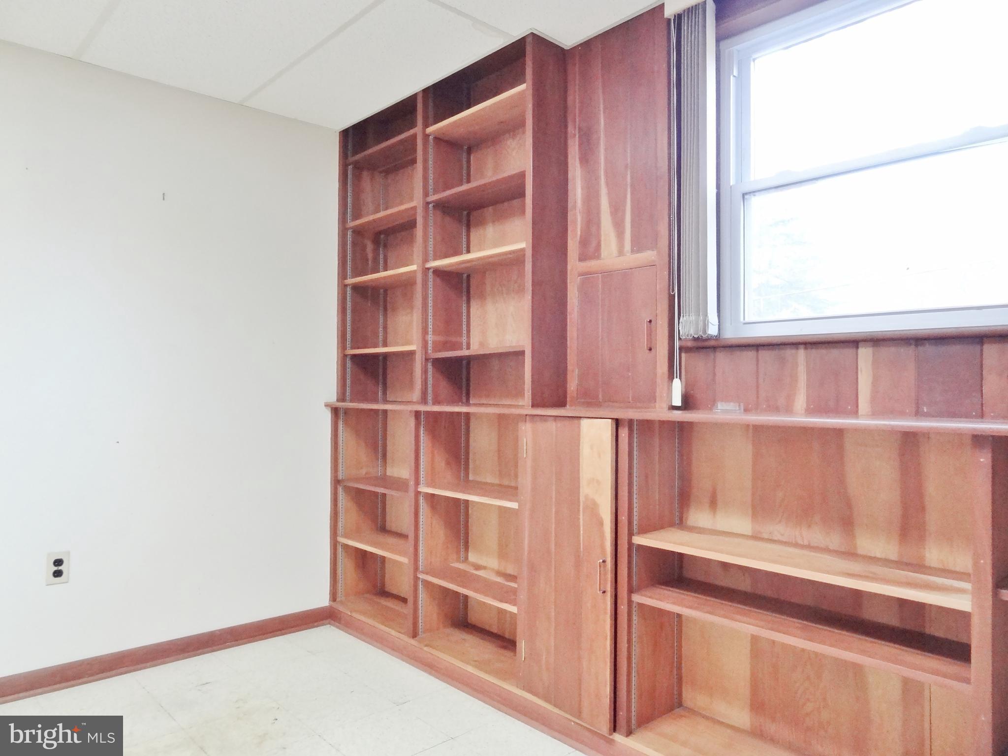 LAKESIDE - Residential