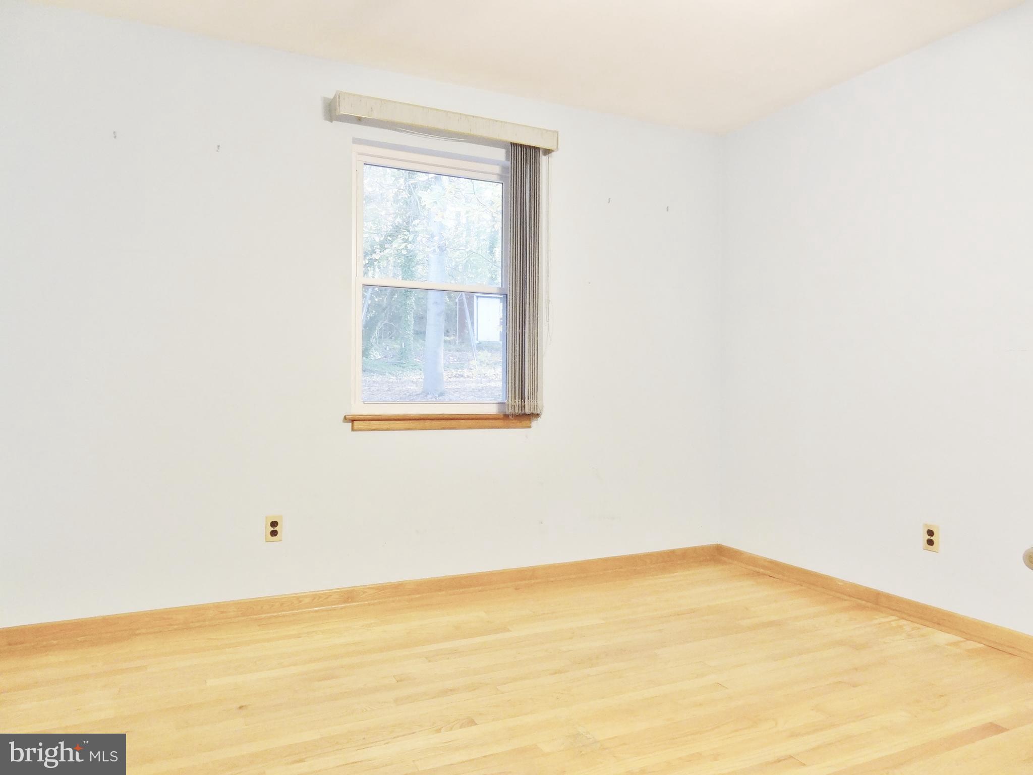 LAKESIDE - Residential