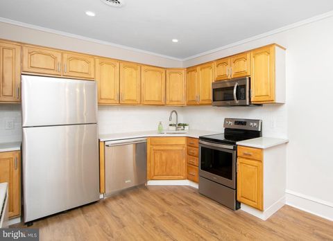 202 S LINCOLN AVENUE APT B MOORESTOWN NJ 08057