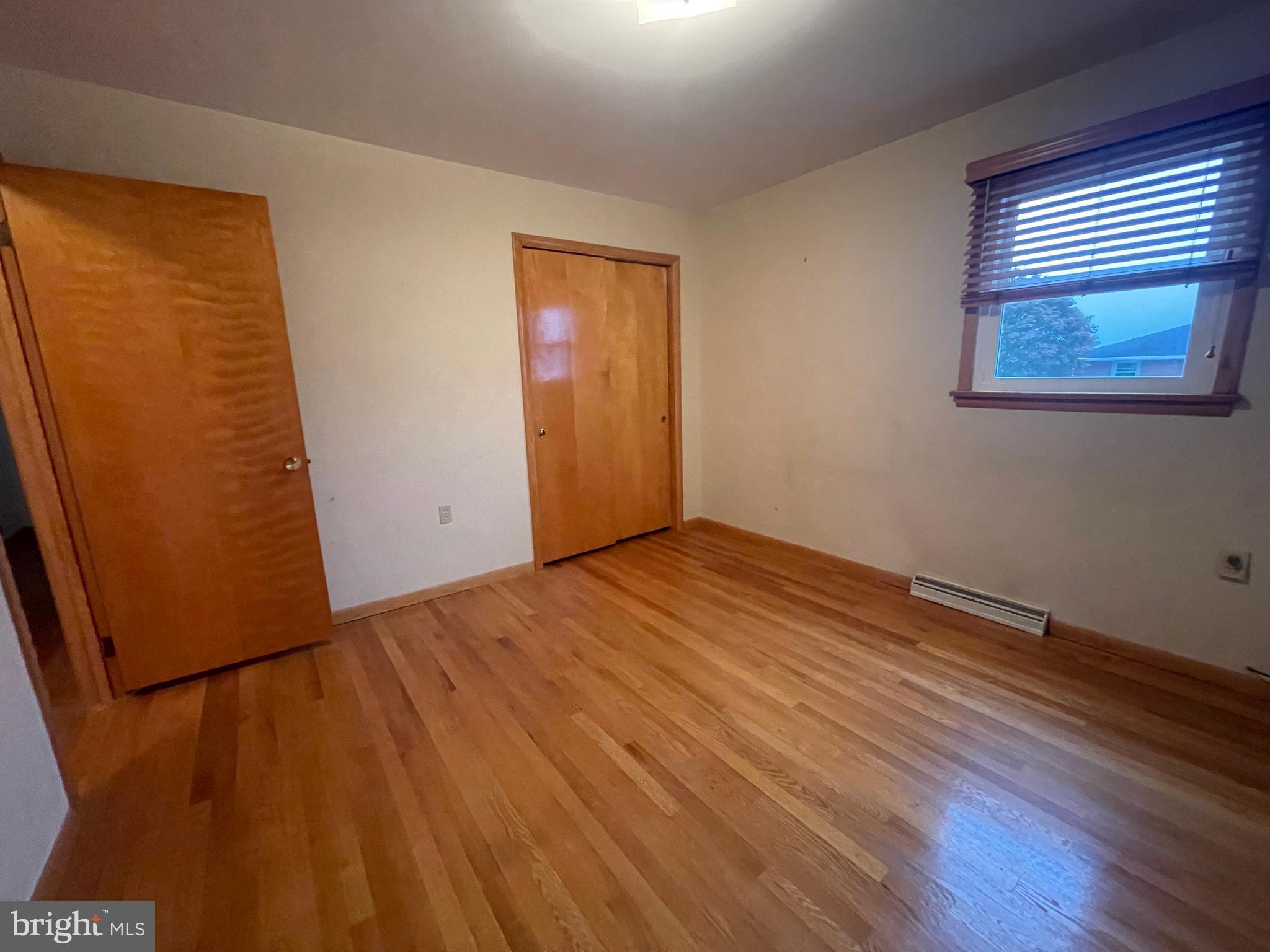 WHITE OAKS - Residential