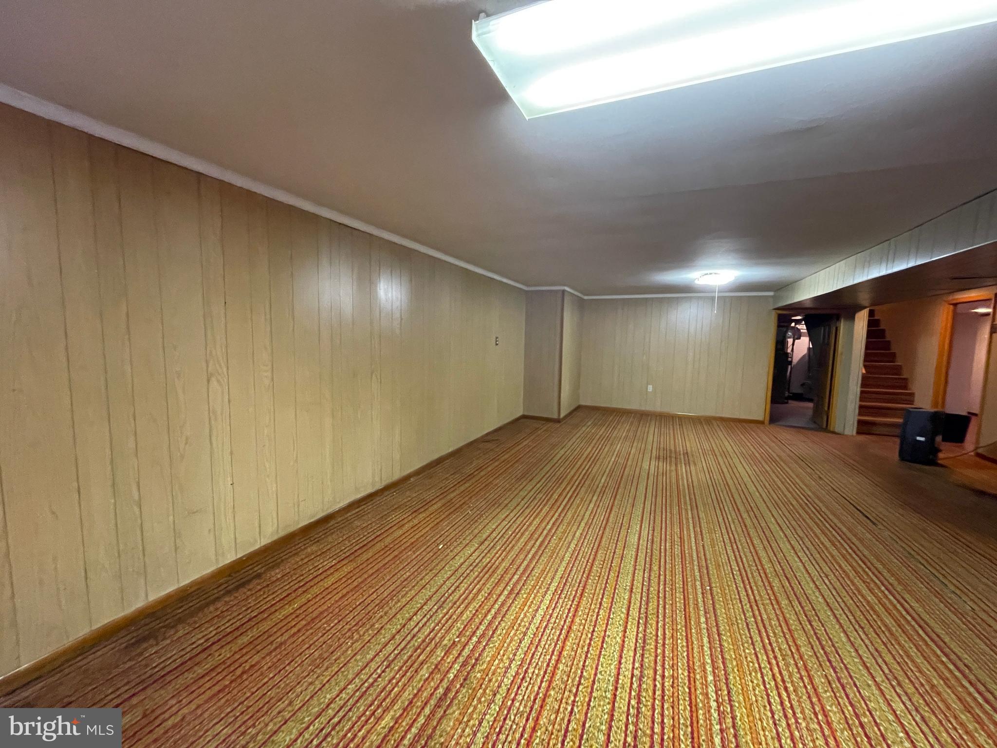 WHITE OAKS - Residential