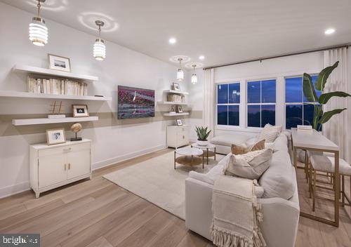 REGENCY AT WATERSIDE - Residential