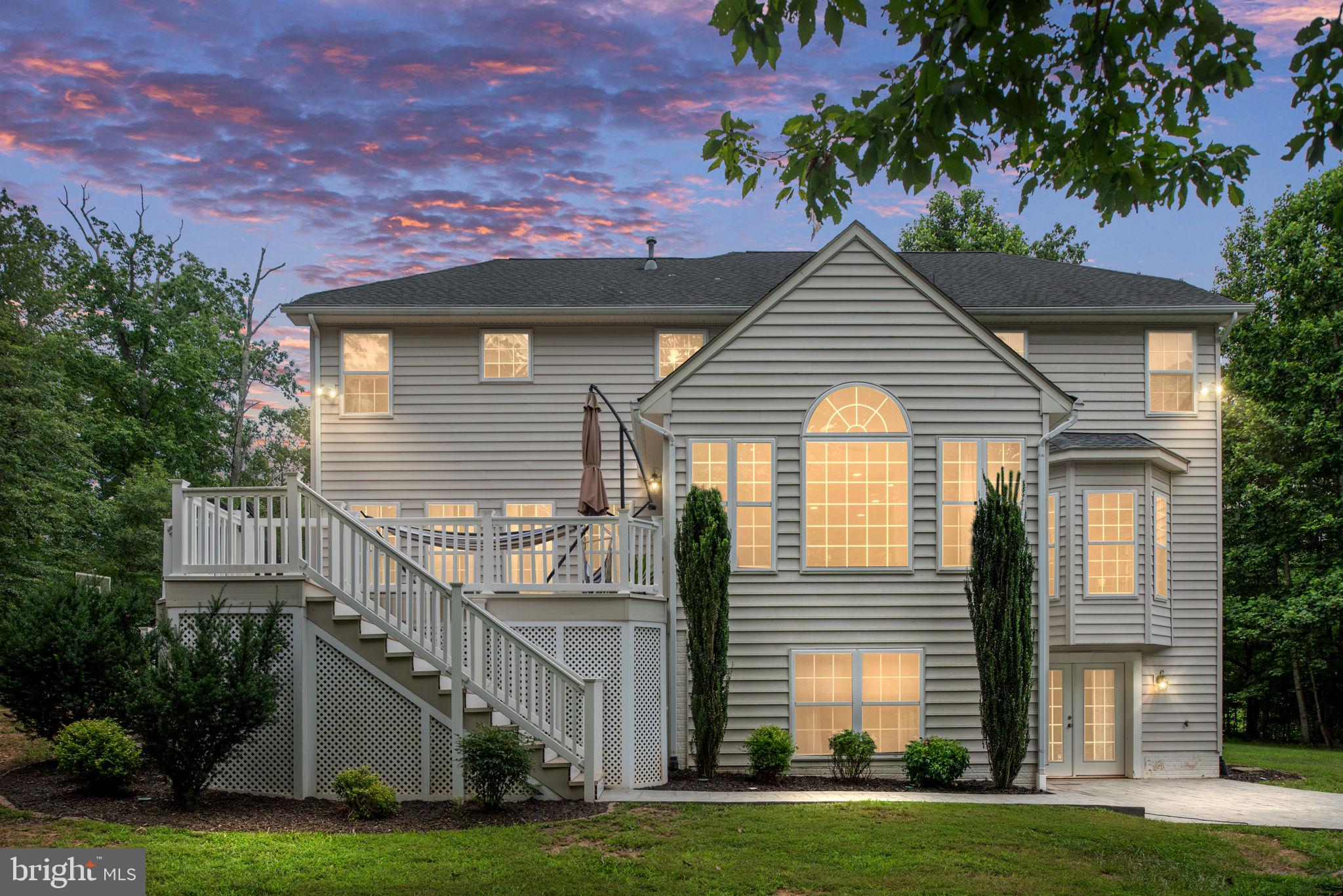 564 GENTLE BREEZE CIRCLE