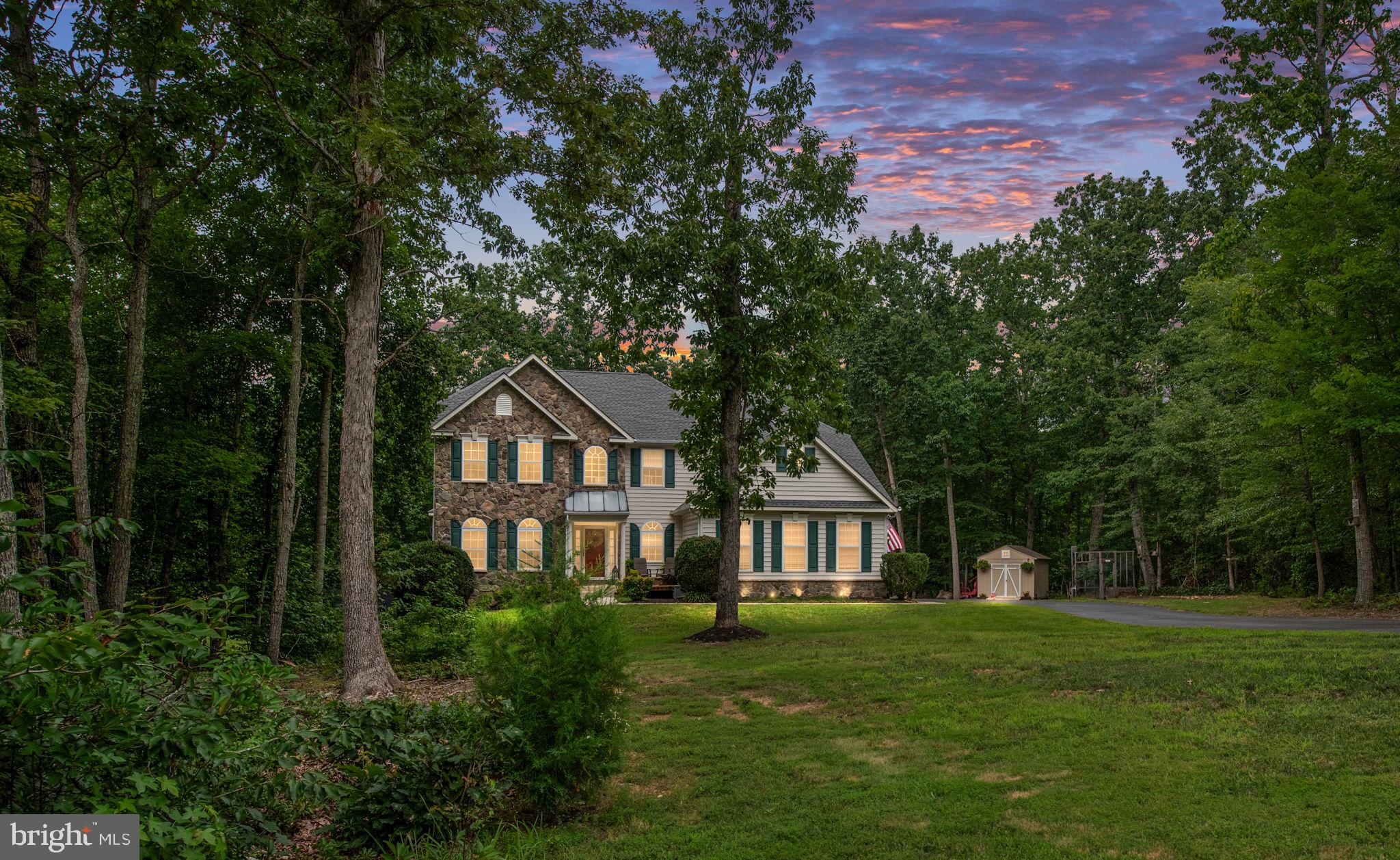 564 GENTLE BREEZE CIRCLE