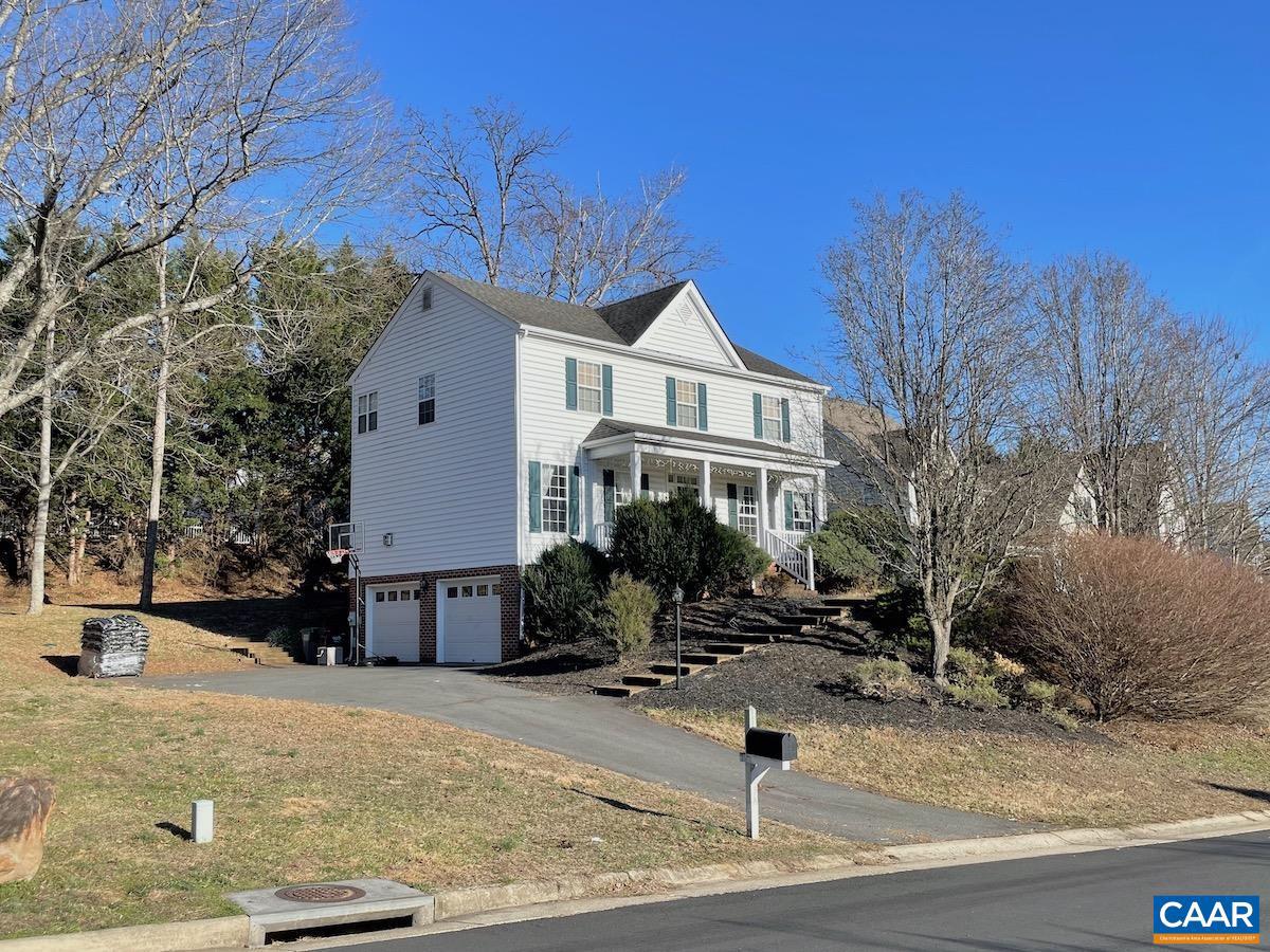 REDFIELDS - Residential