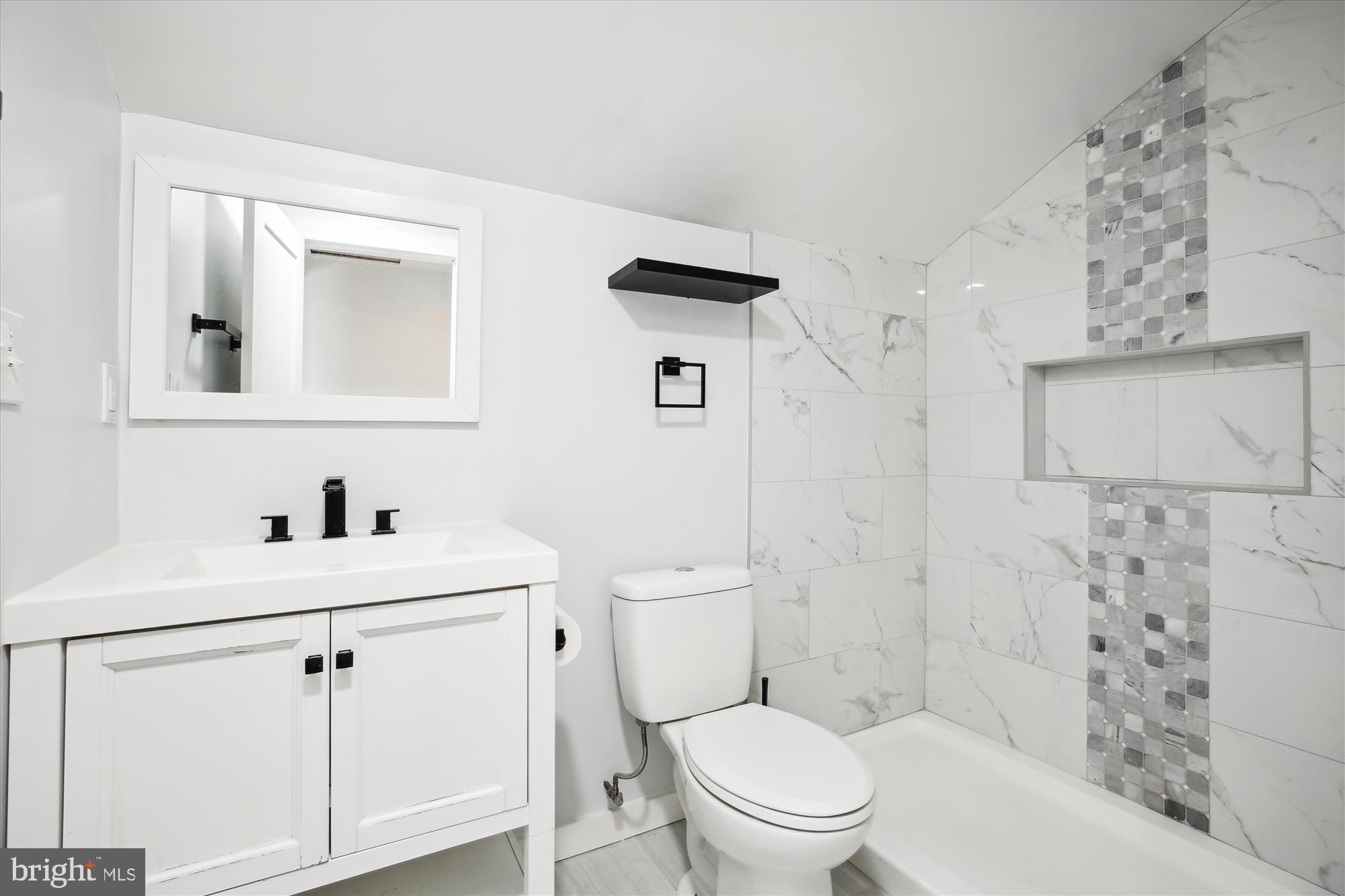 HUNGERFORD - Residential