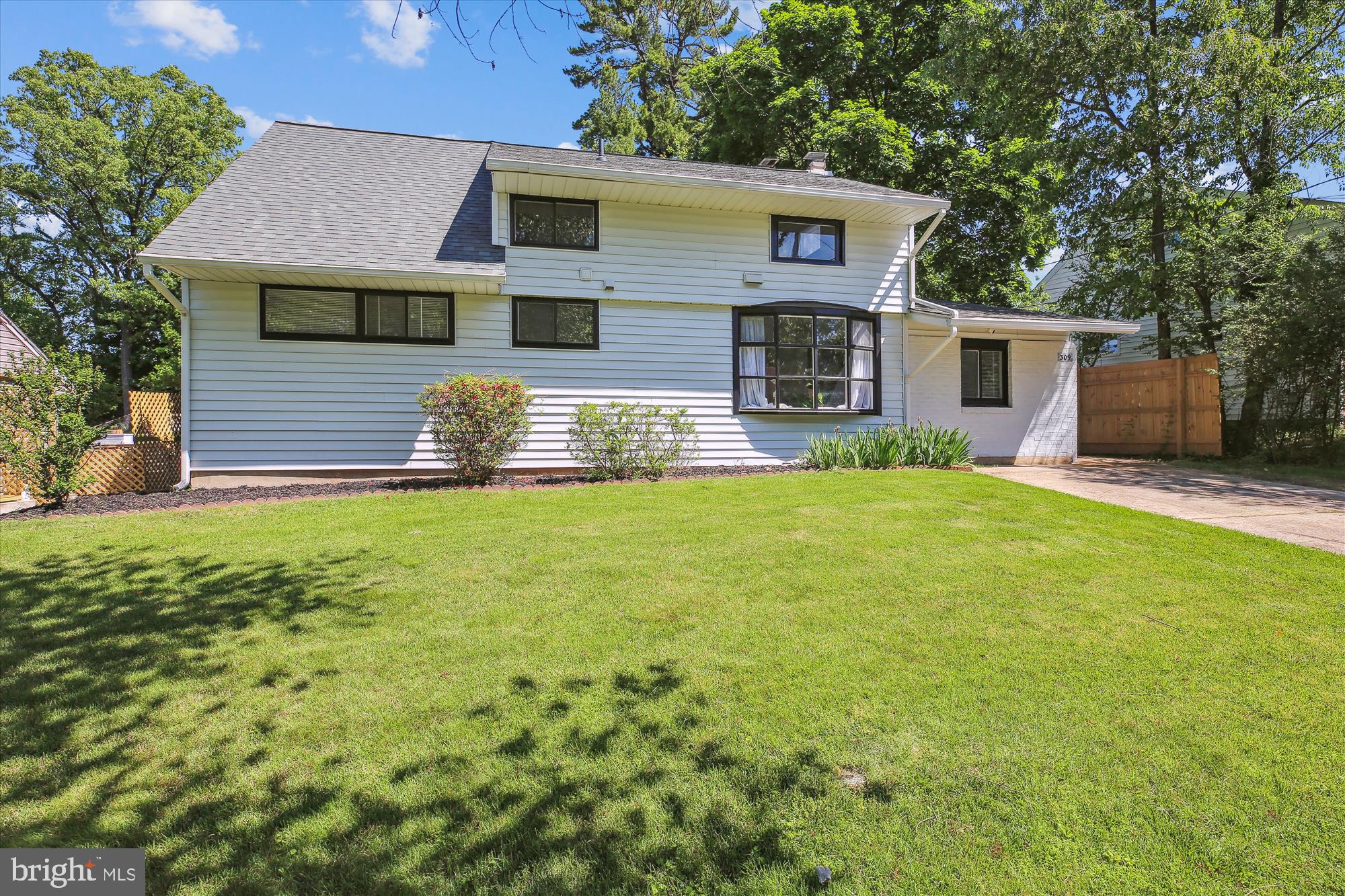 HUNGERFORD - Residential