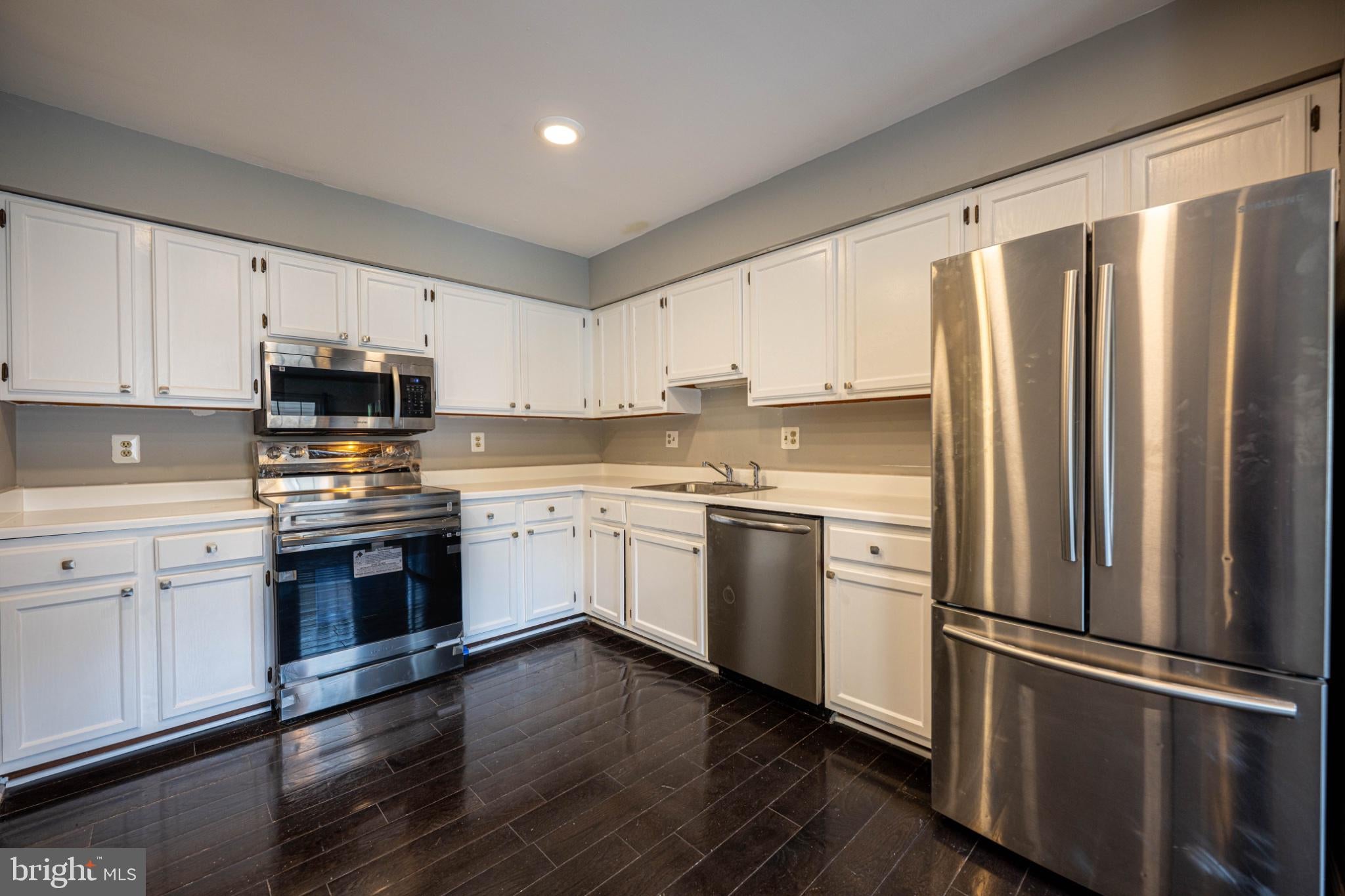3648 ALPEN GREEN WAY 22-234
