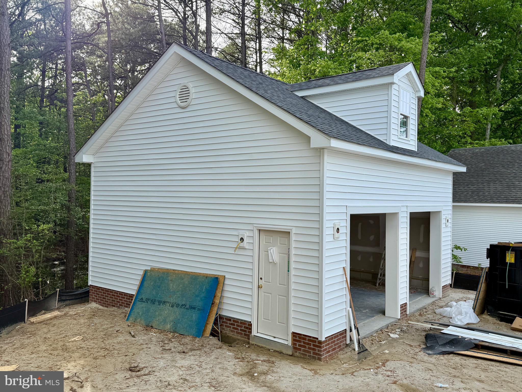 1306 MCHENRY COURT