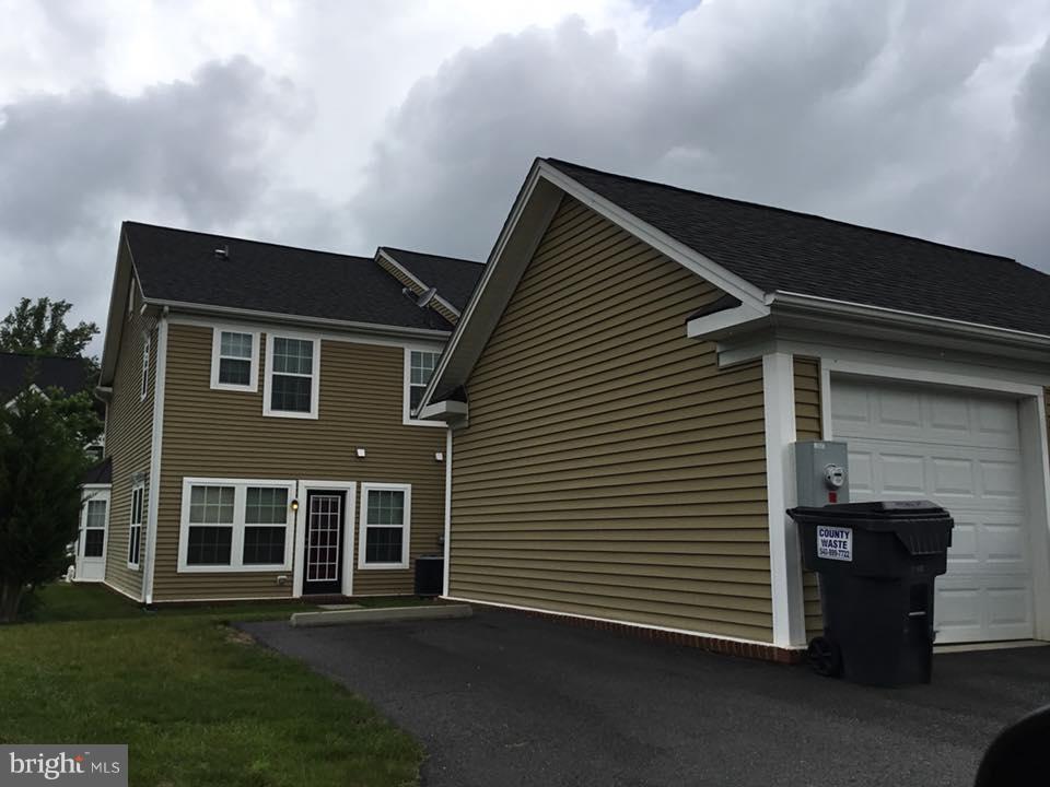 LADYSMITH VILLAGE - Residential