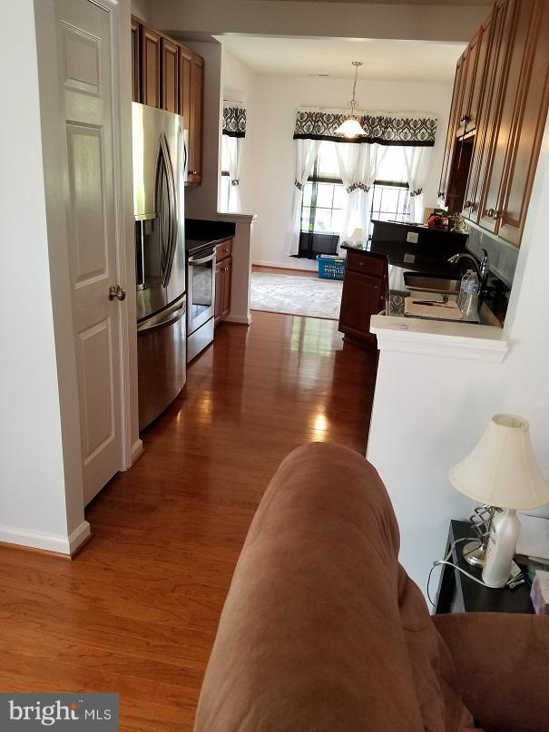 LADYSMITH VILLAGE - Residential