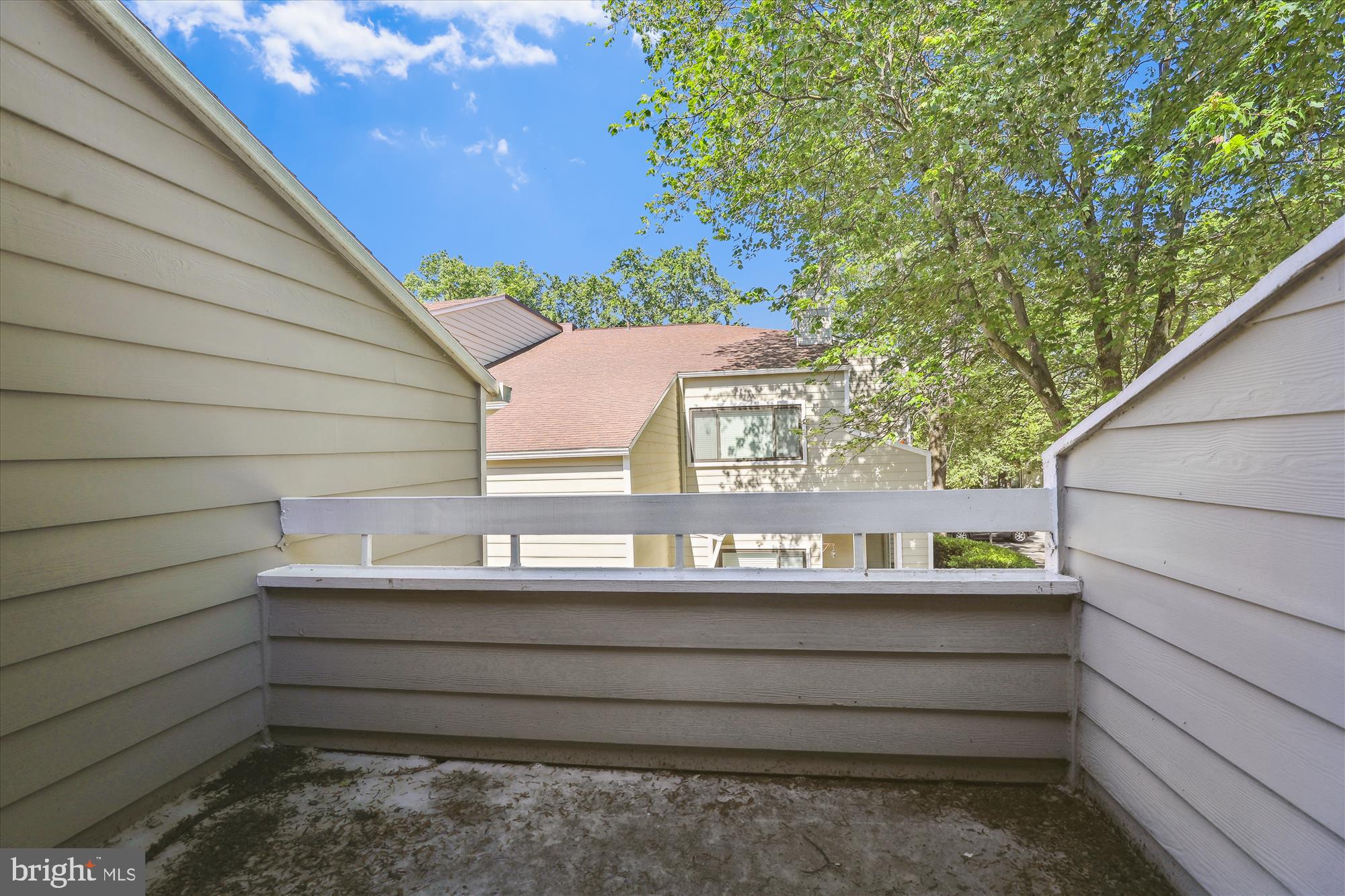 VILLARIDGE - Residential Lease