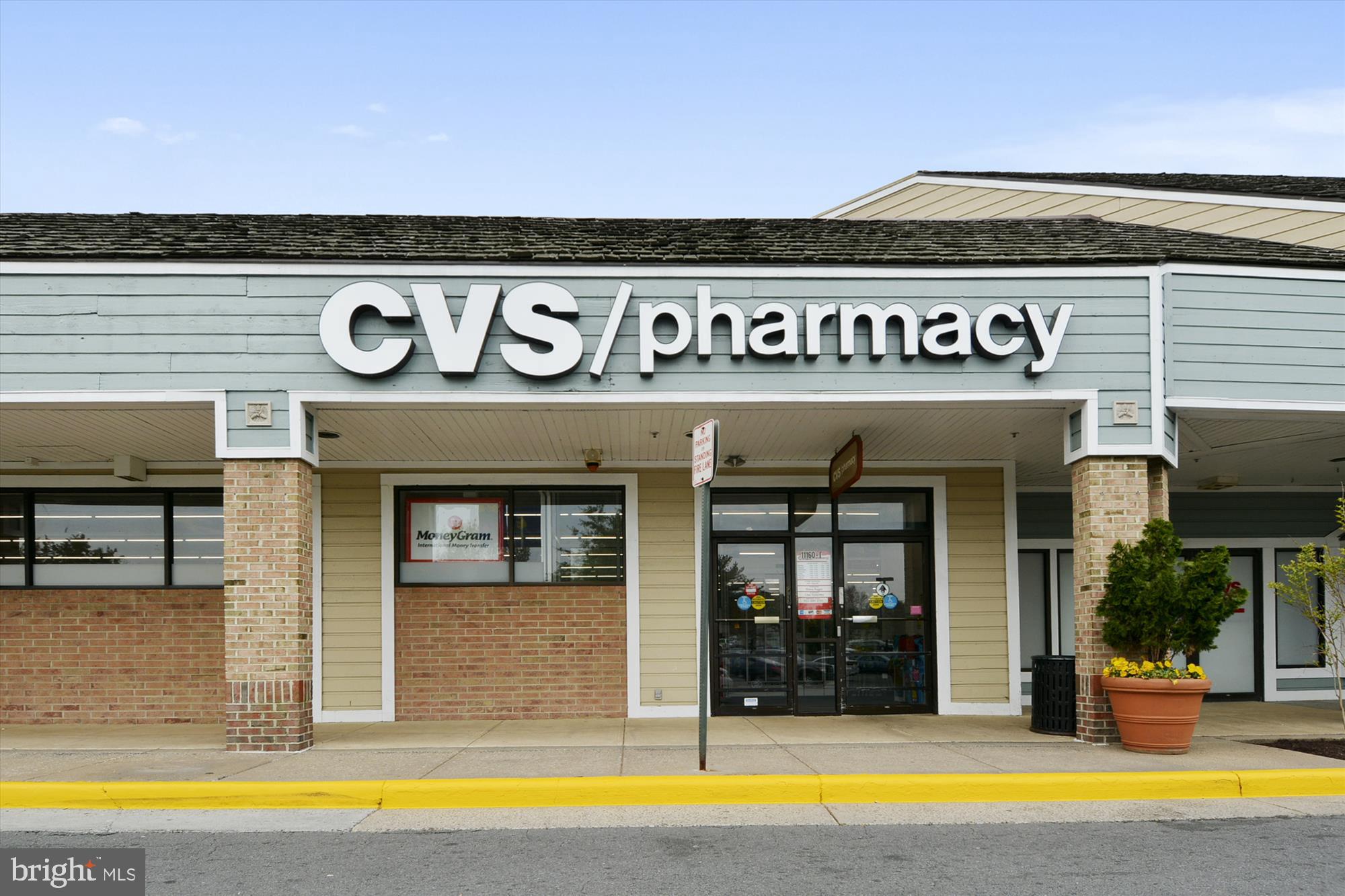 VILLARIDGE - Residential Lease