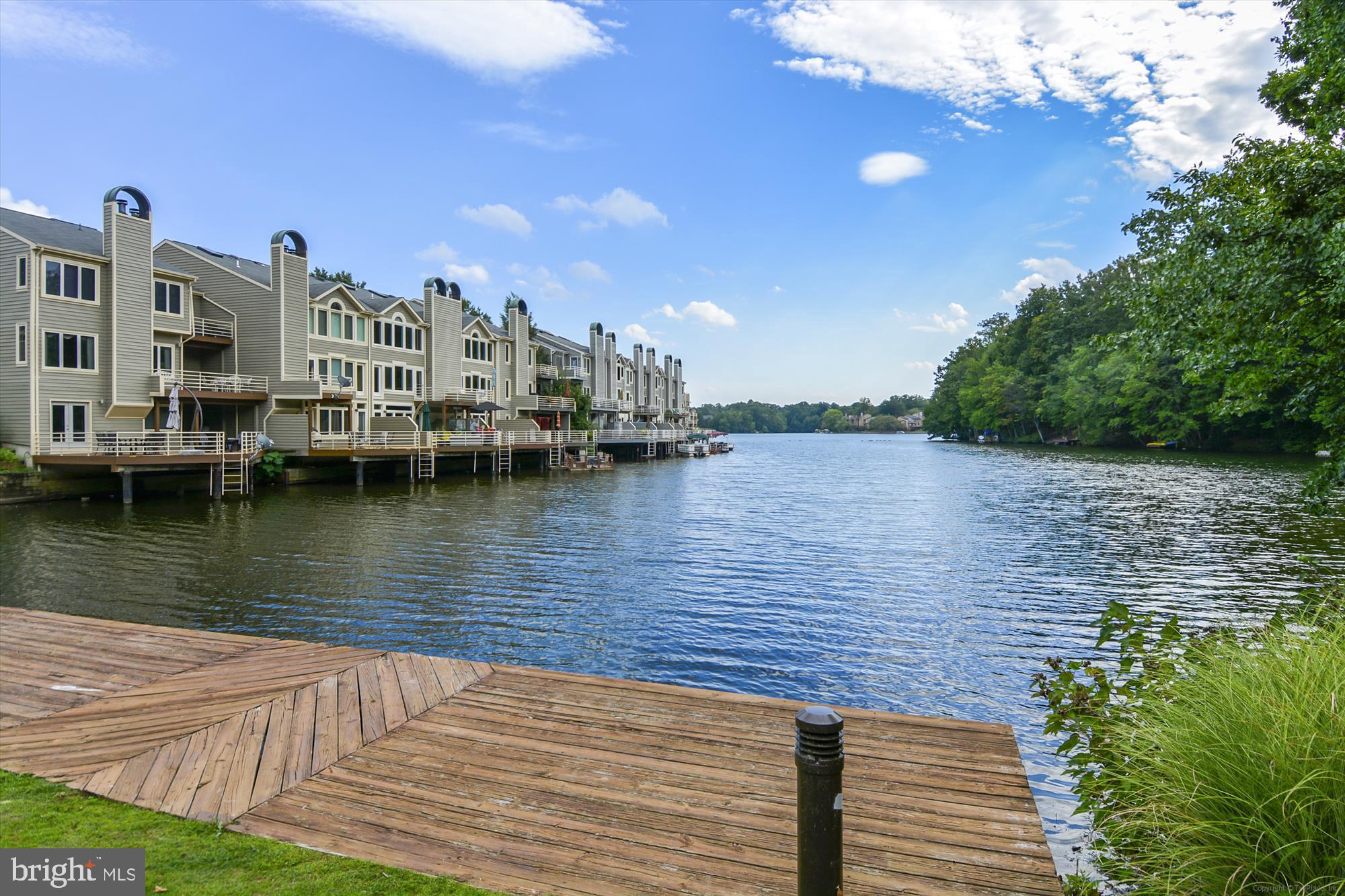 VILLARIDGE - Residential Lease