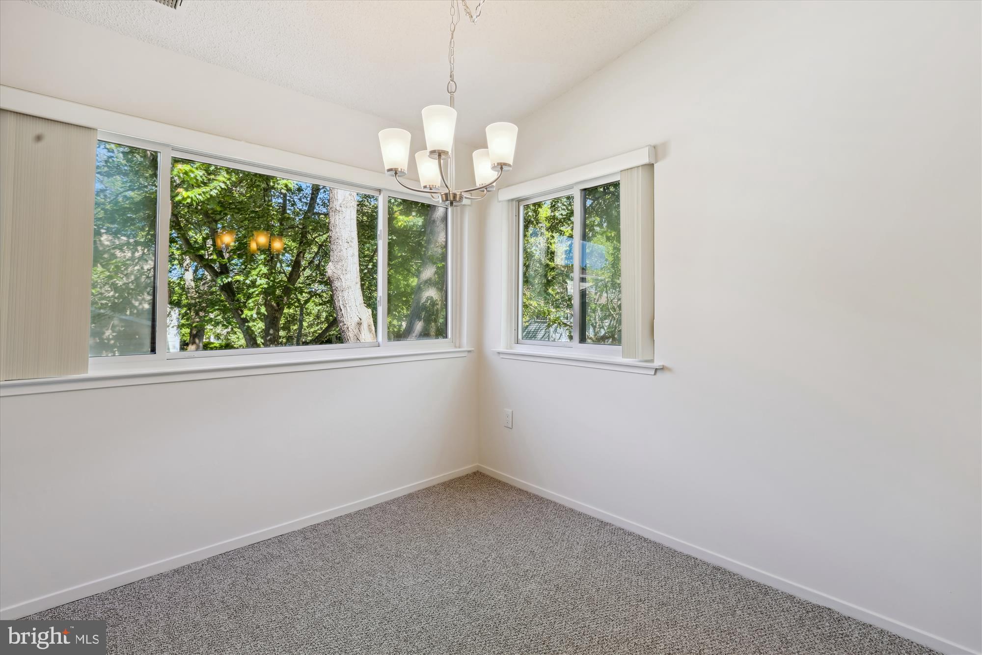 VILLARIDGE - Residential Lease